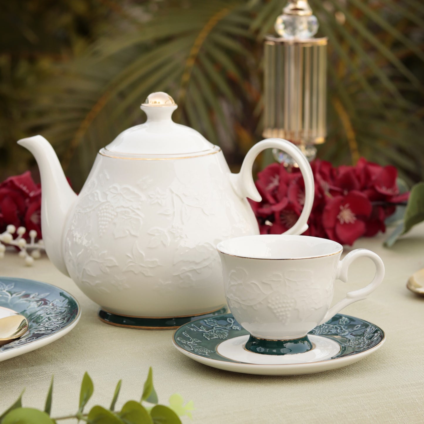 Emerald Green 15 Pcs Tea Set - Vigneto