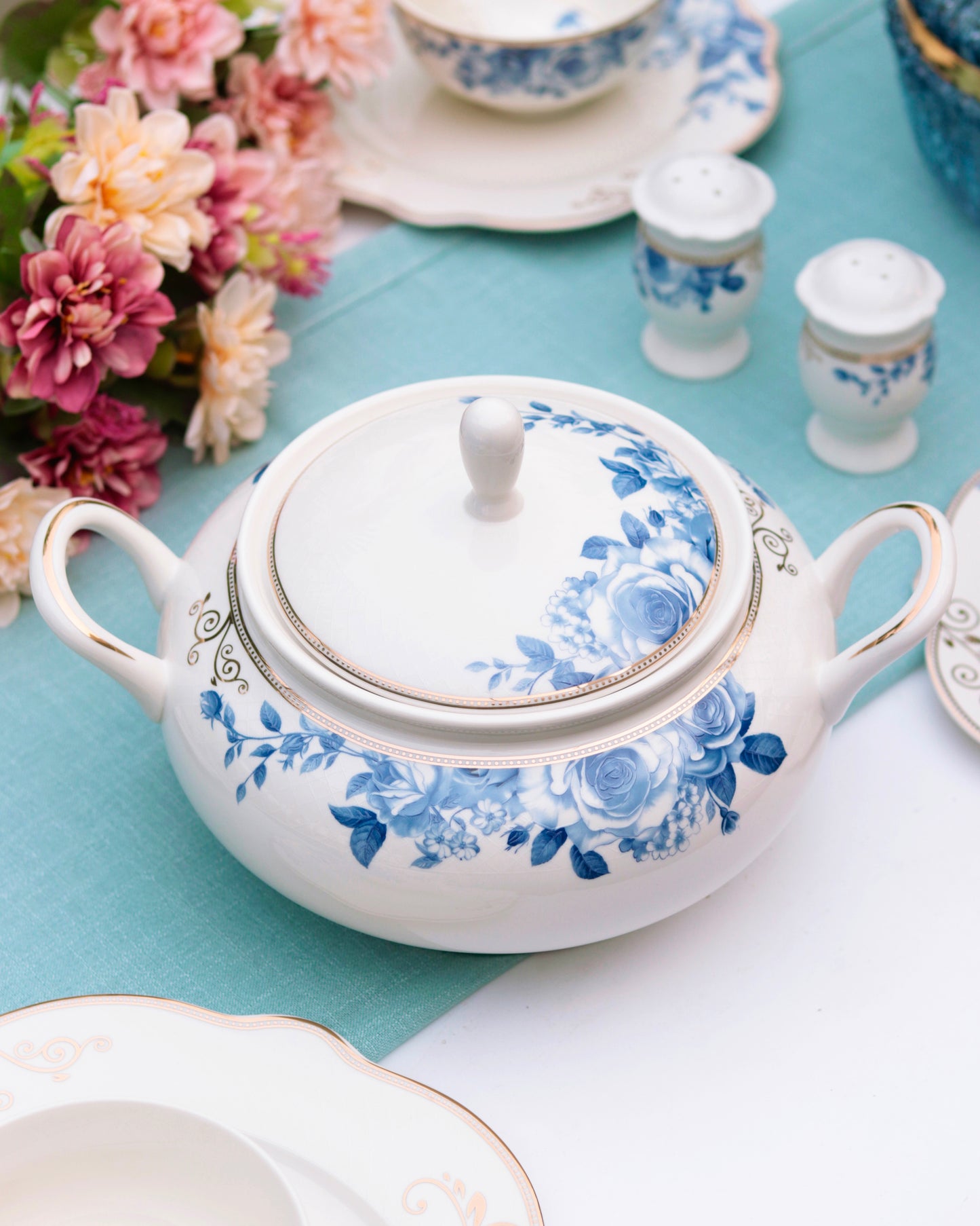 Azure Gold 51 Pcs Dinner Set - Vigneto