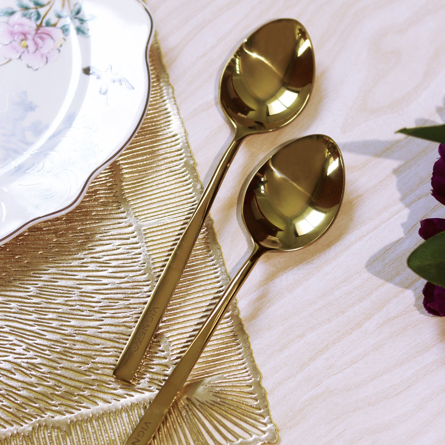Flat Table Spoon (Shine Gold Finish, Set of 6) - Vigneto