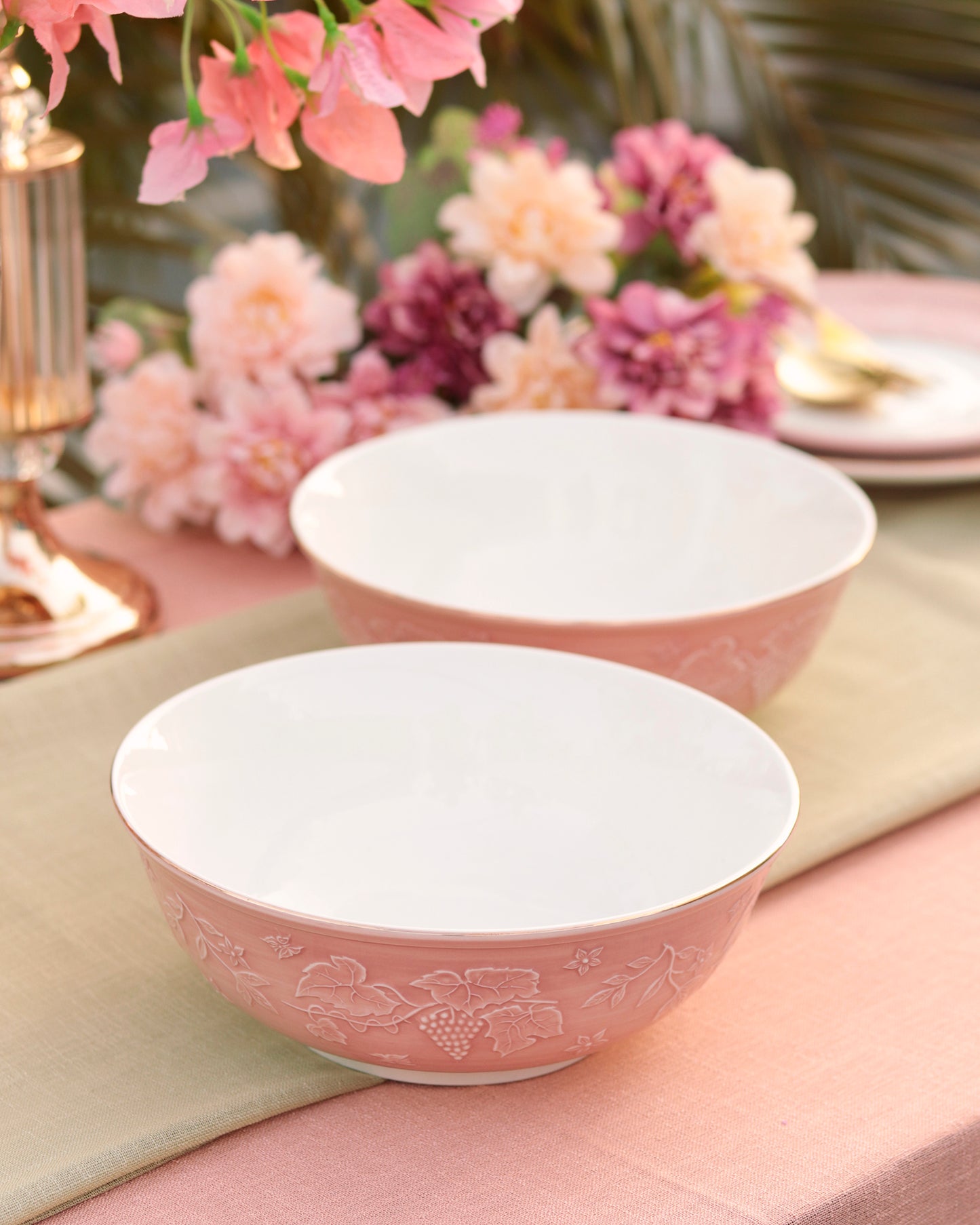 Pink Sapphire 33 Pcs Dinner Set - Vigneto