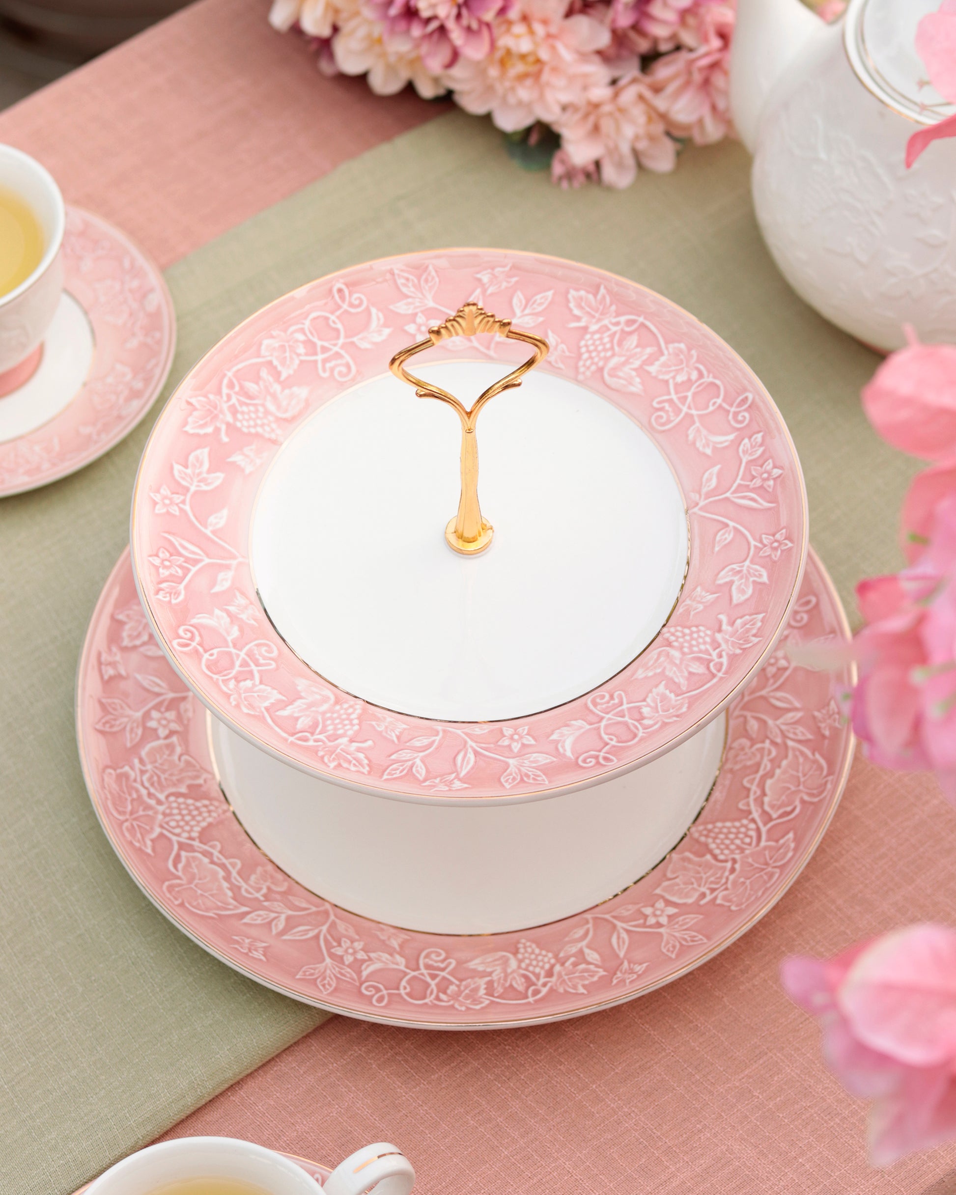 Pink Sapphire Two Tier Dessert Stand - Vigneto