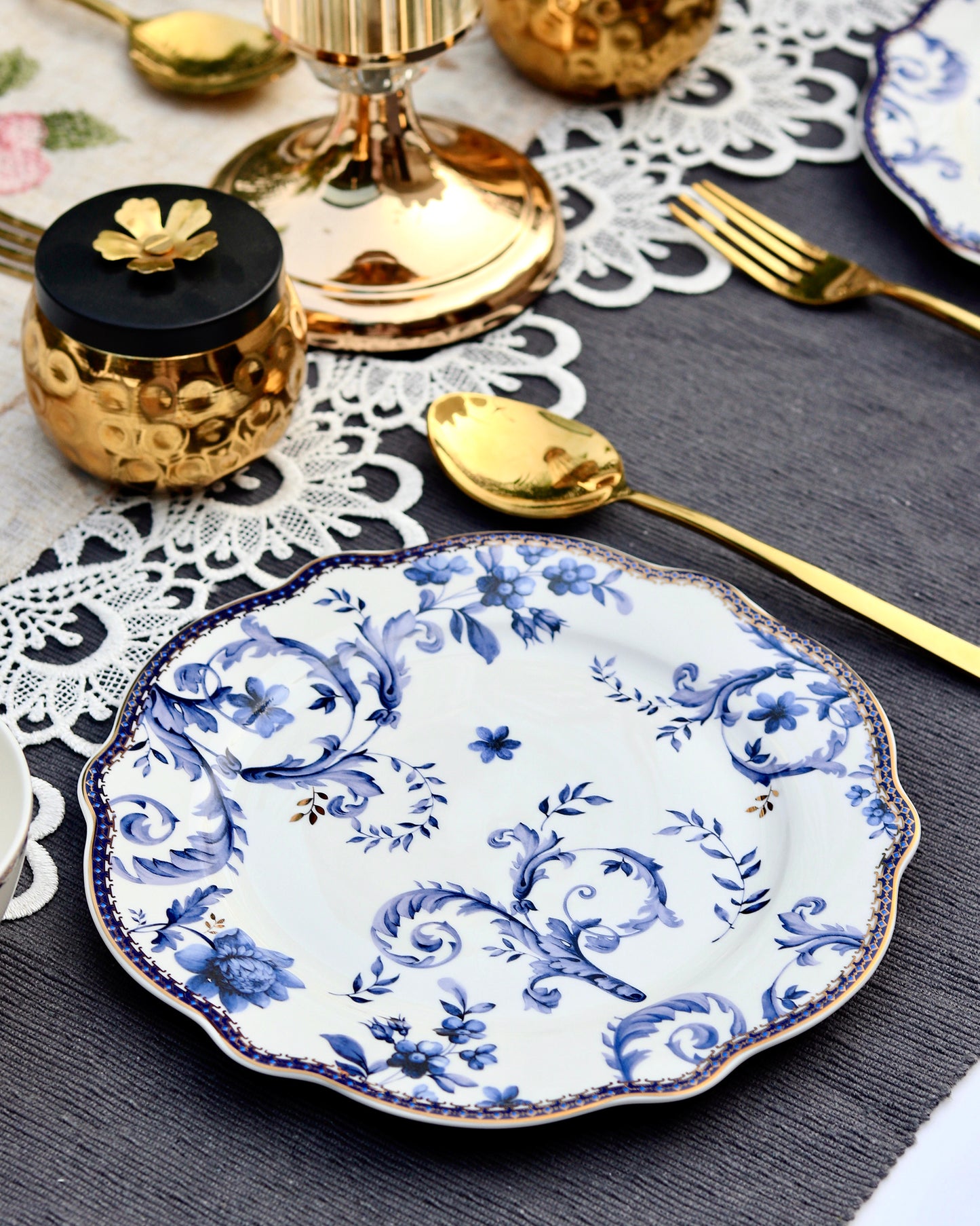 Midnight Blue 51 Pcs Dinner Set - Vigneto