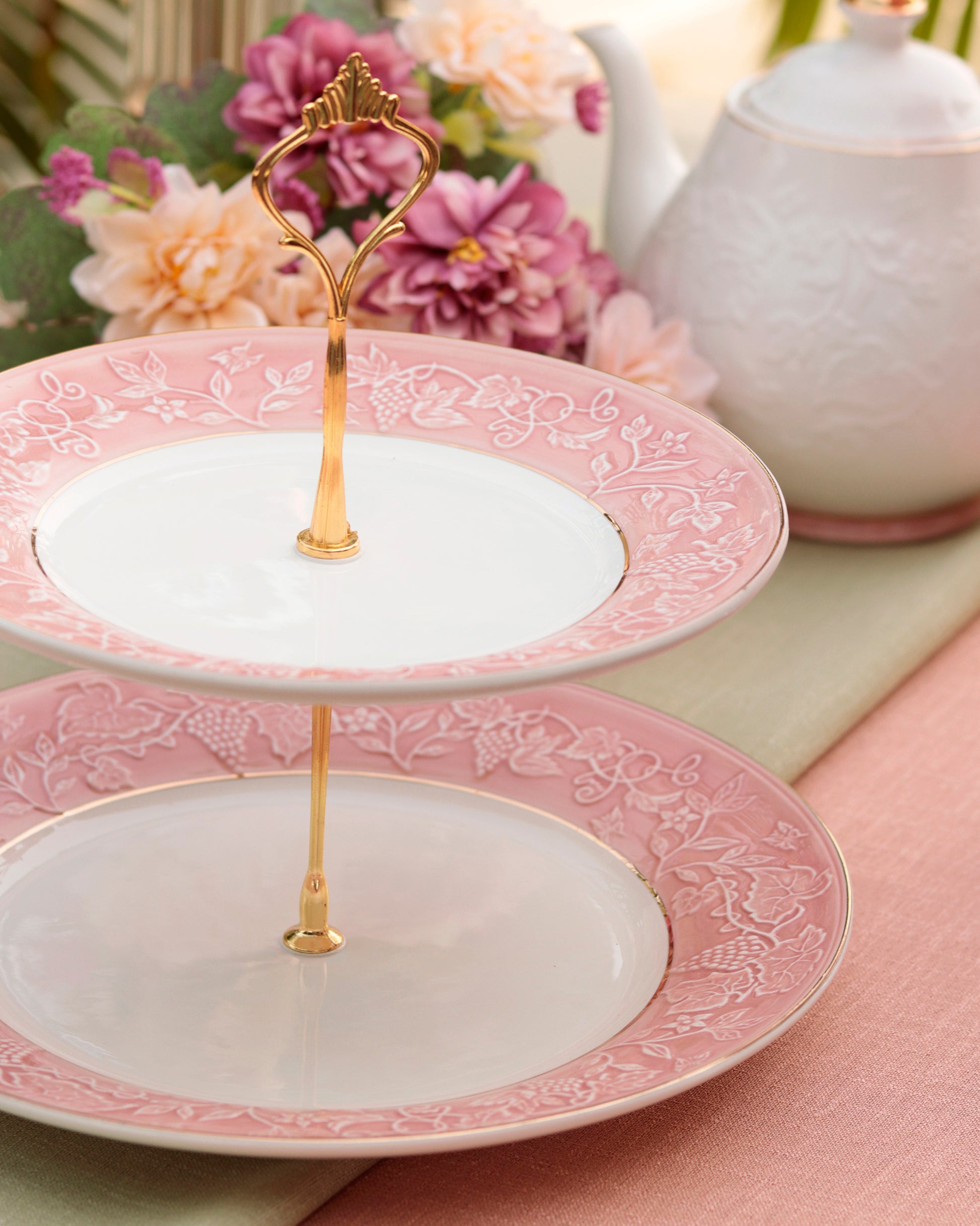 Pink Sapphire Two Tier Dessert Stand - Vigneto