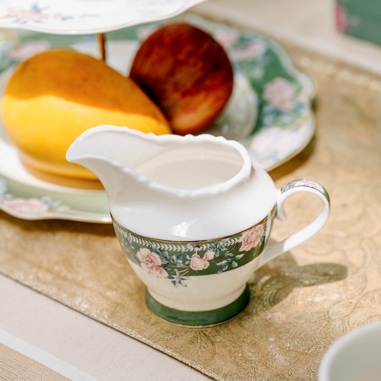 Victorian Green 15 Pcs Tea Set - Vigneto