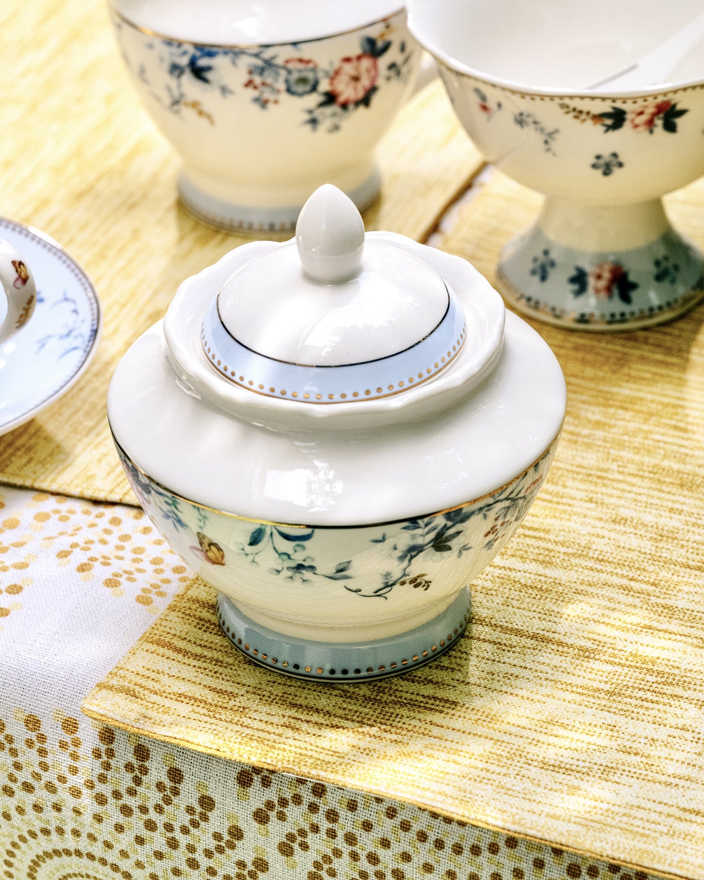 Spring Meadows 15 Pcs Tea Set - Vigneto