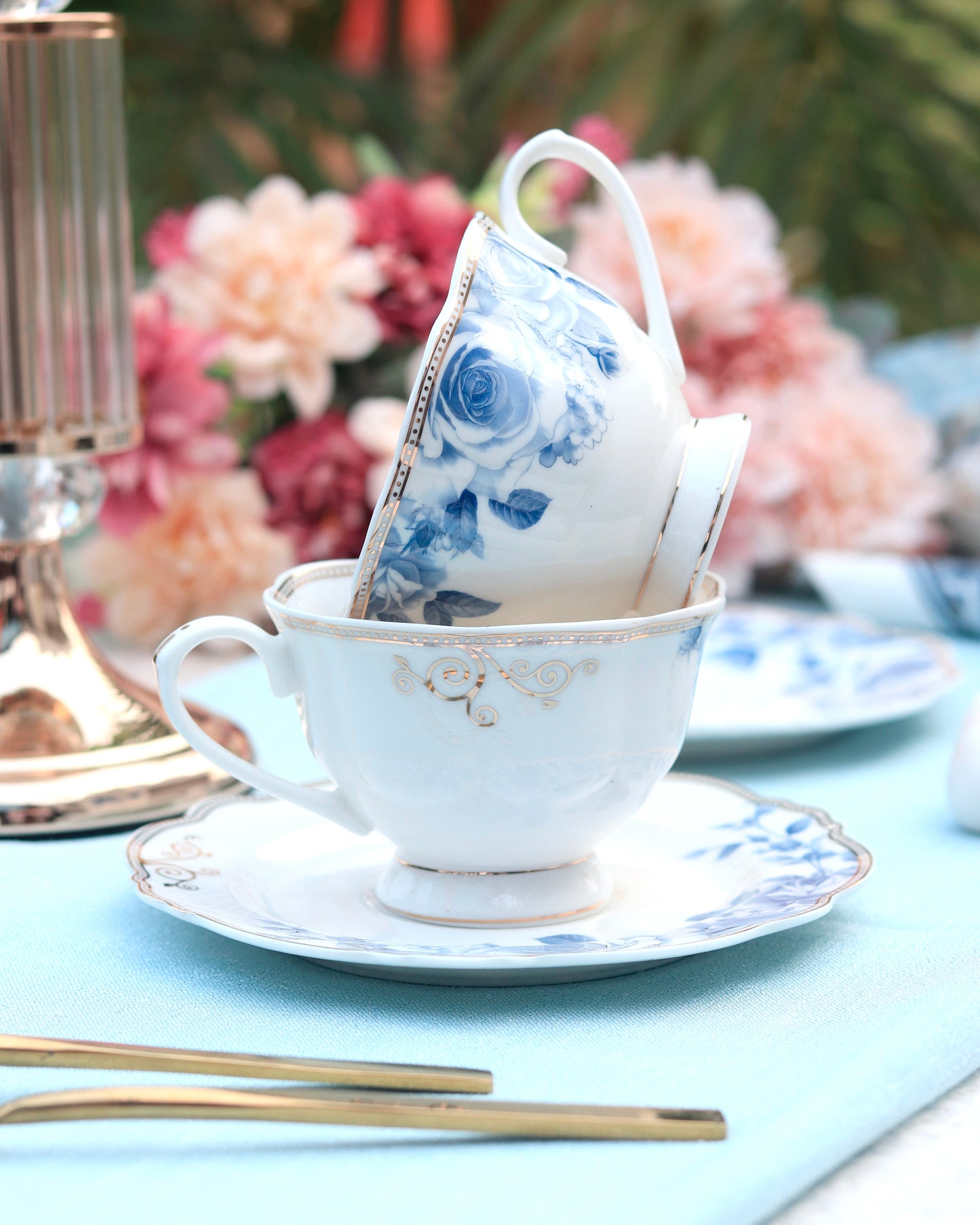 Azure Gold Cup and Saucer Set (Vintage Collection, 6 Cups and 6 Saucers)