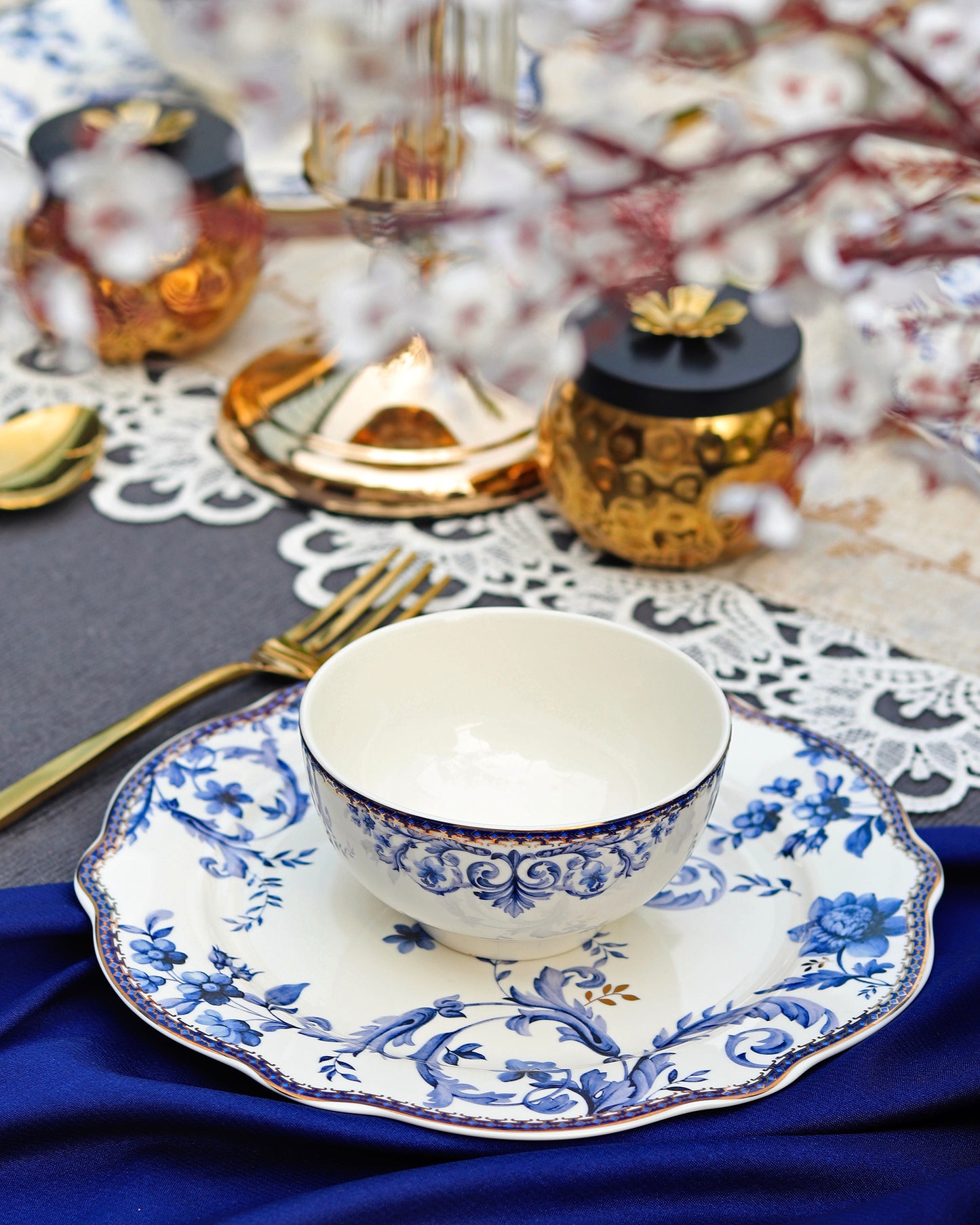Midnight Blue 36 Pcs Dinner Set - Vigneto