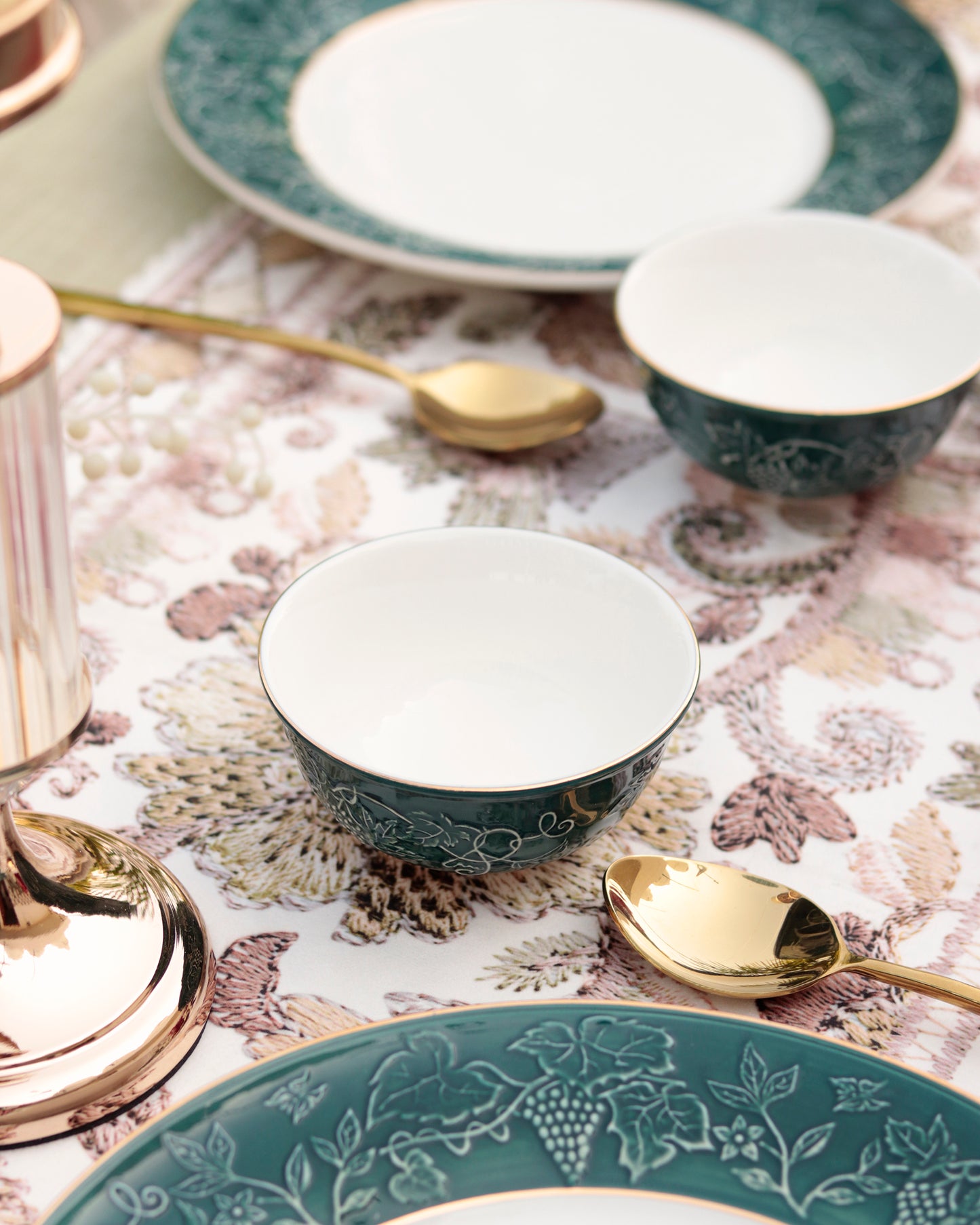 Emerald Green 33 Pcs Dinner Set - Vigneto