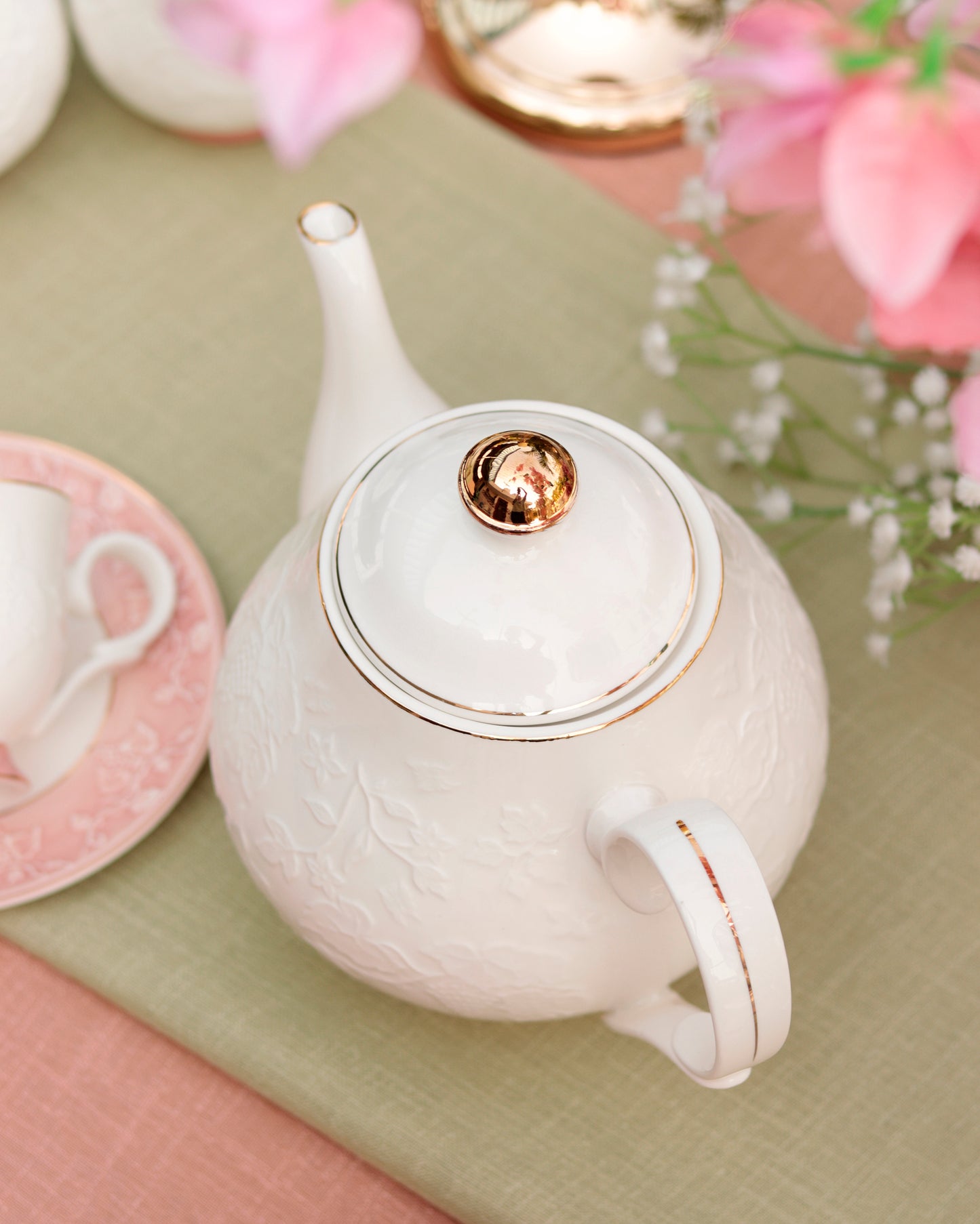 Pink Sapphire 15 Pcs Tea Set - Vigneto