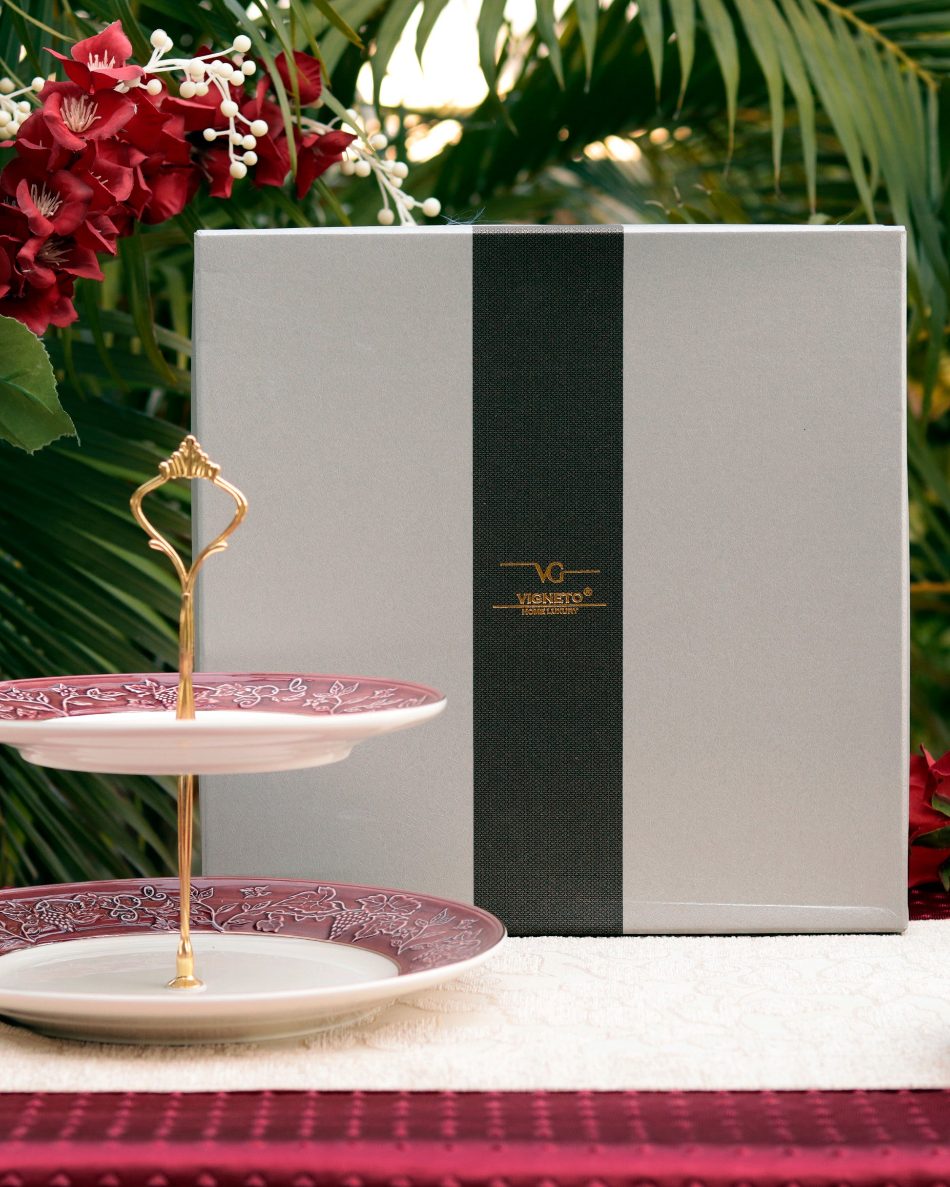 Ruby Red Two Tier Dessert Stand - Vigneto