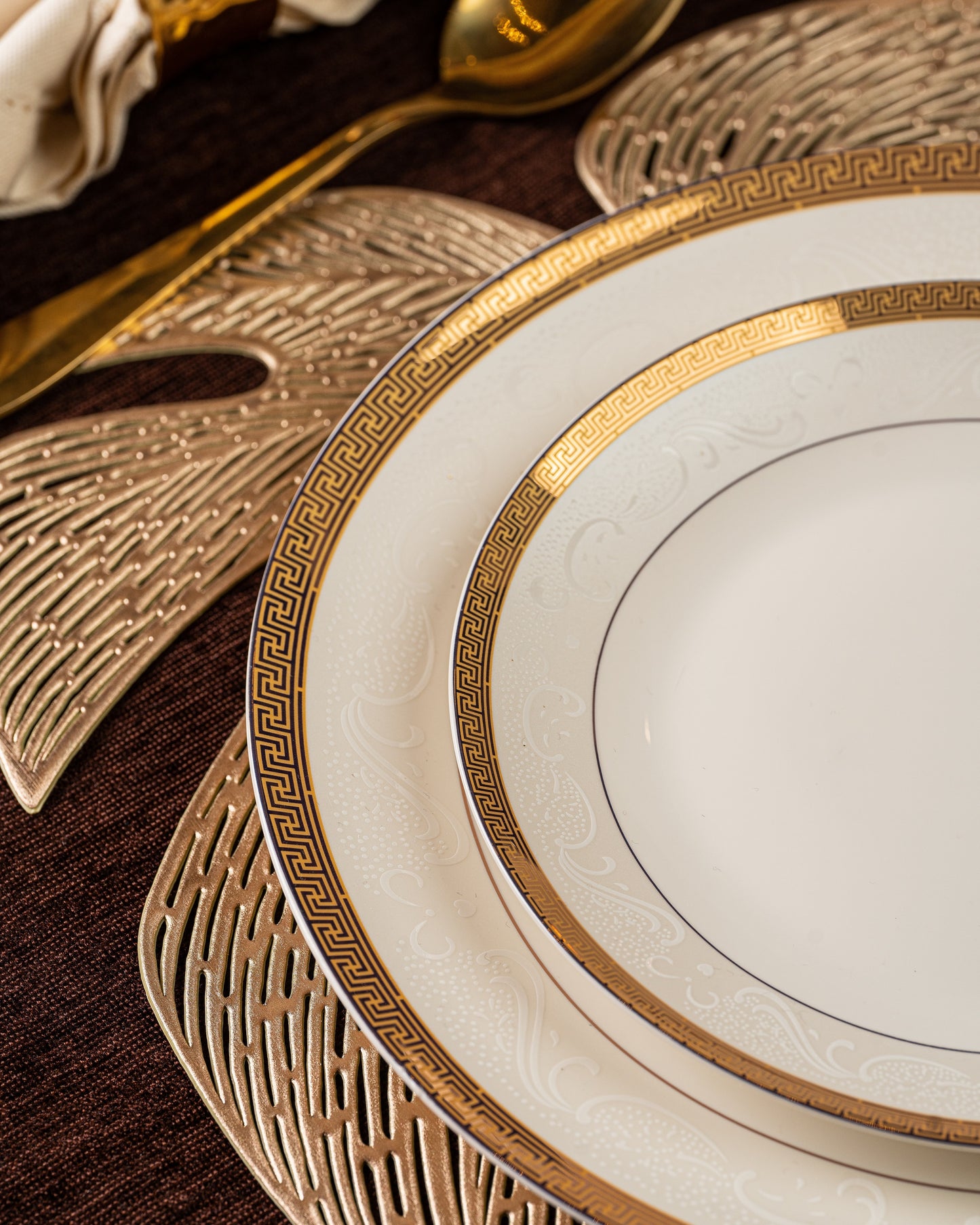 Imperial Gold 51 Pcs Dinner Set - Vigneto