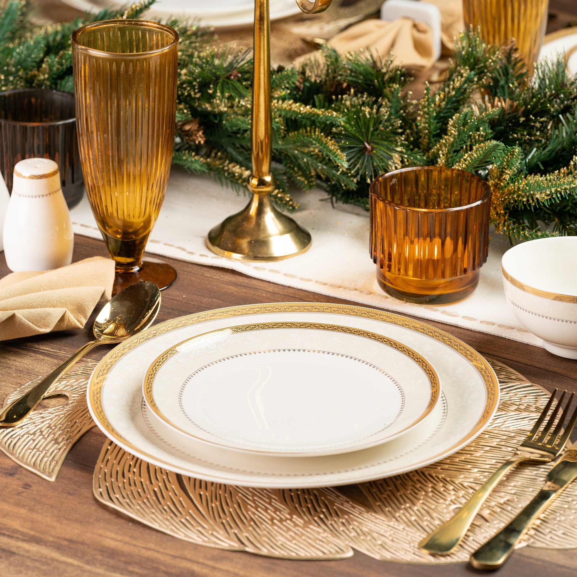 Crème Gold 51 Pcs Dinner Set - Vigneto