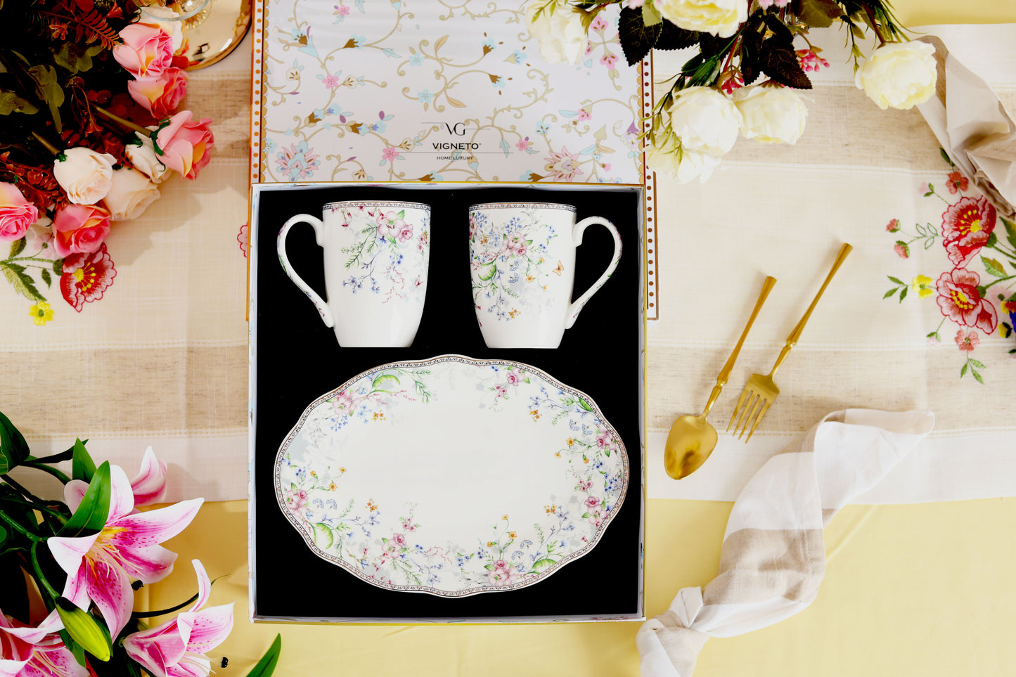 Flower Bed Coffee Mugs and Tray