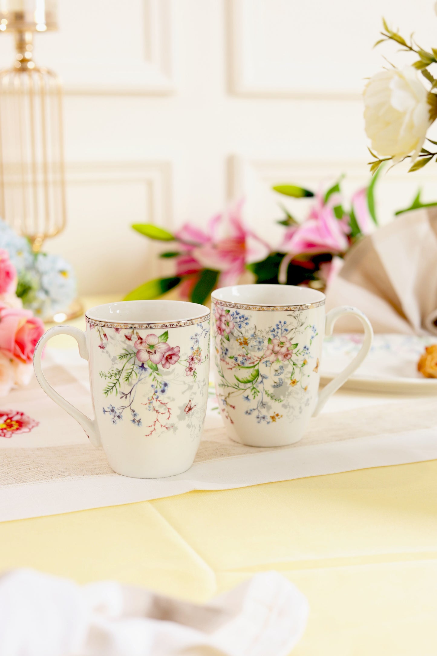 Flower Bed Coffee Mugs and Tray