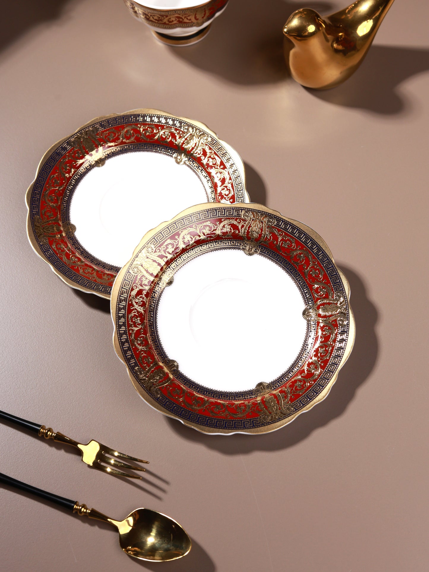 Crown Imperial Cup and Saucer Set (Set of 6, Palace Collection, 24K Embossed Gold)