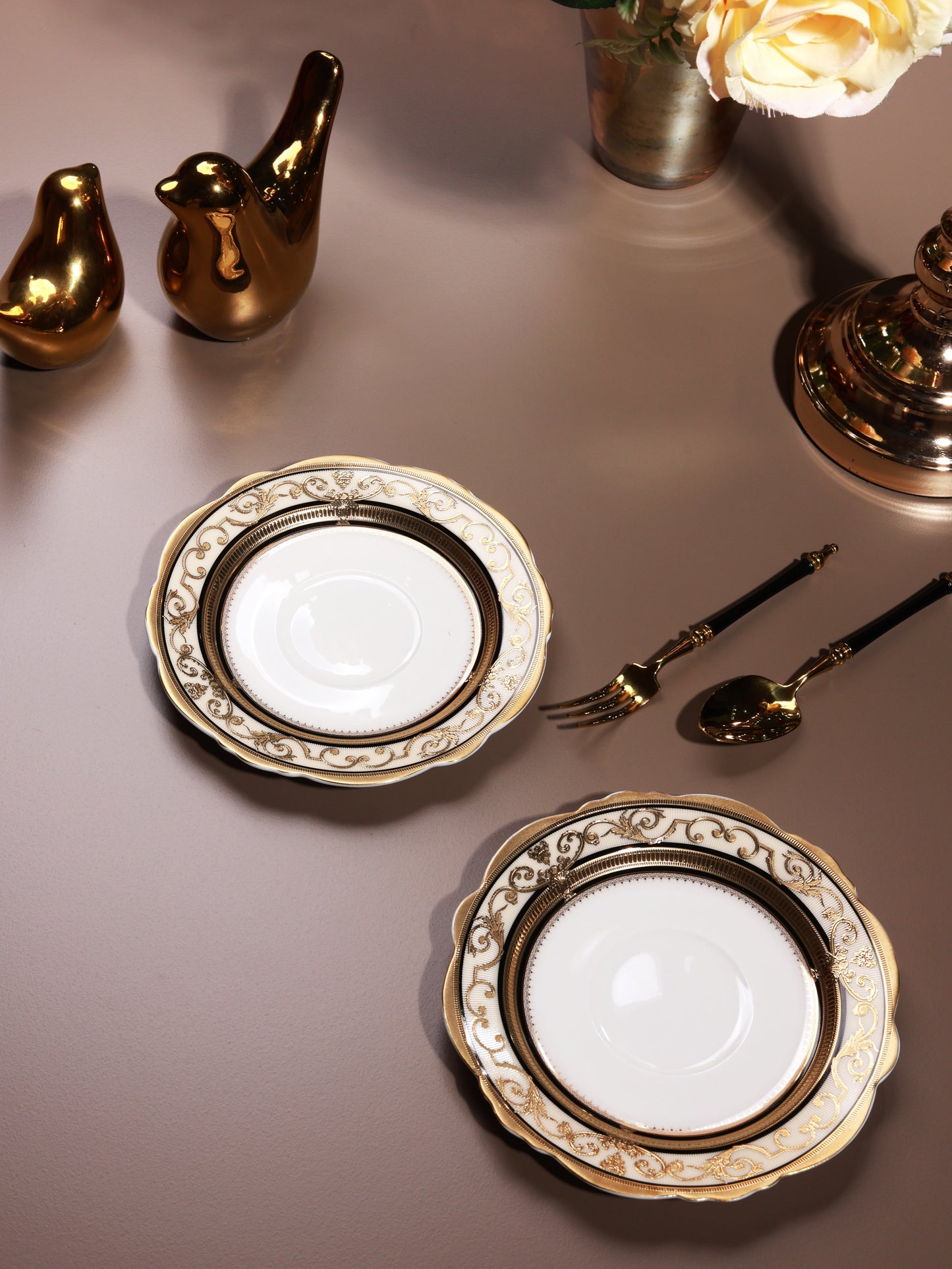 Gilded Realm Cup and Saucer Set (Set of 6, Palace Collection, 24K Embossed Gold)