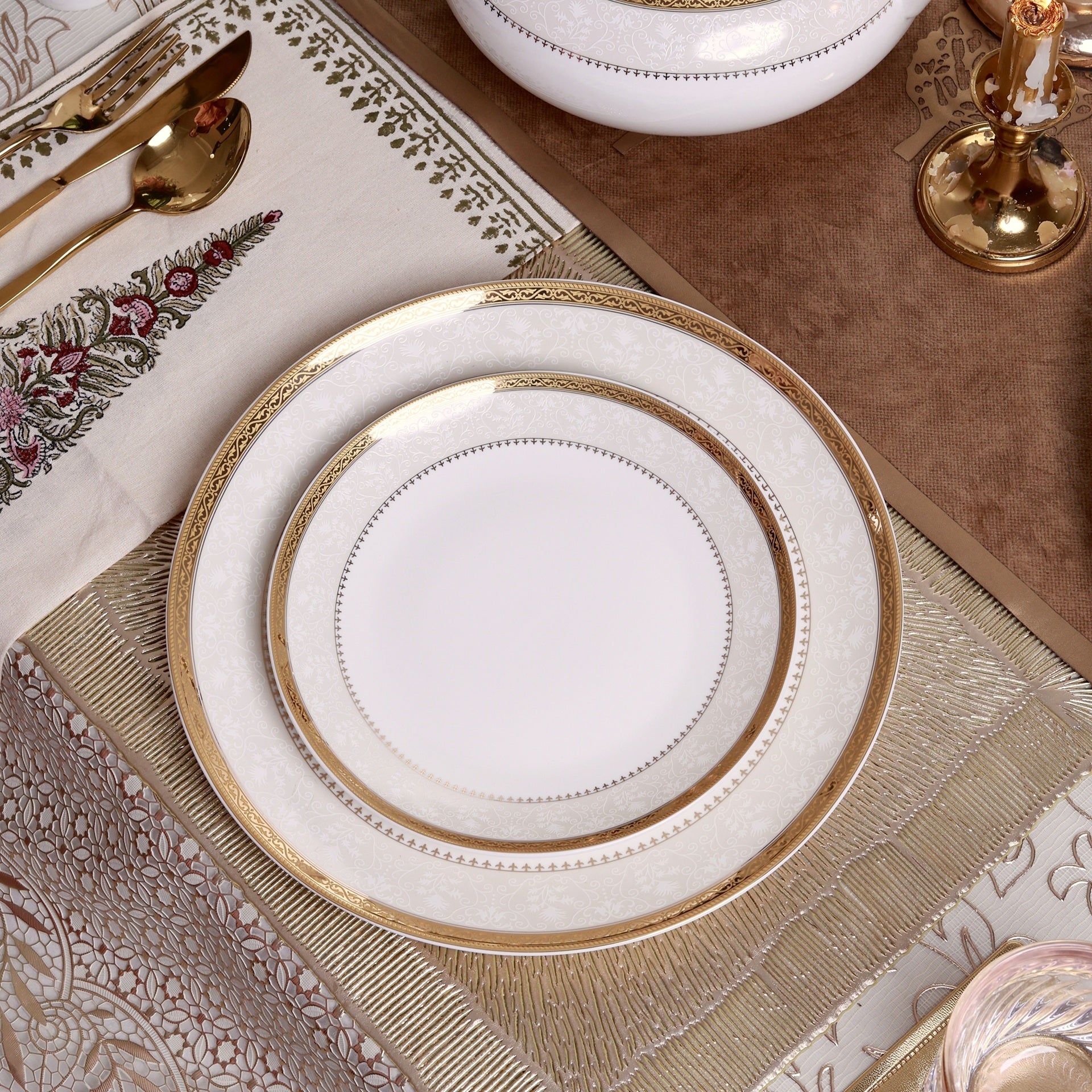Crème Gold 36 Pcs Dinner Set - Vigneto