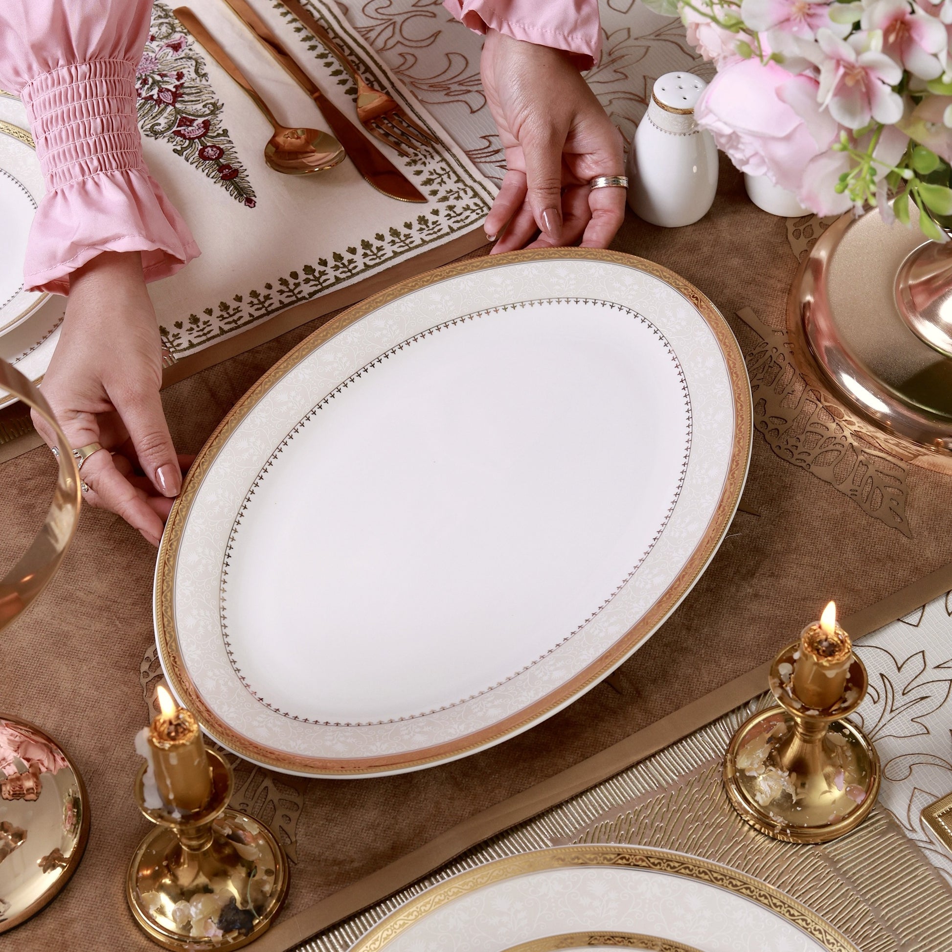 Crème Gold 36 Pcs Dinner Set - Vigneto