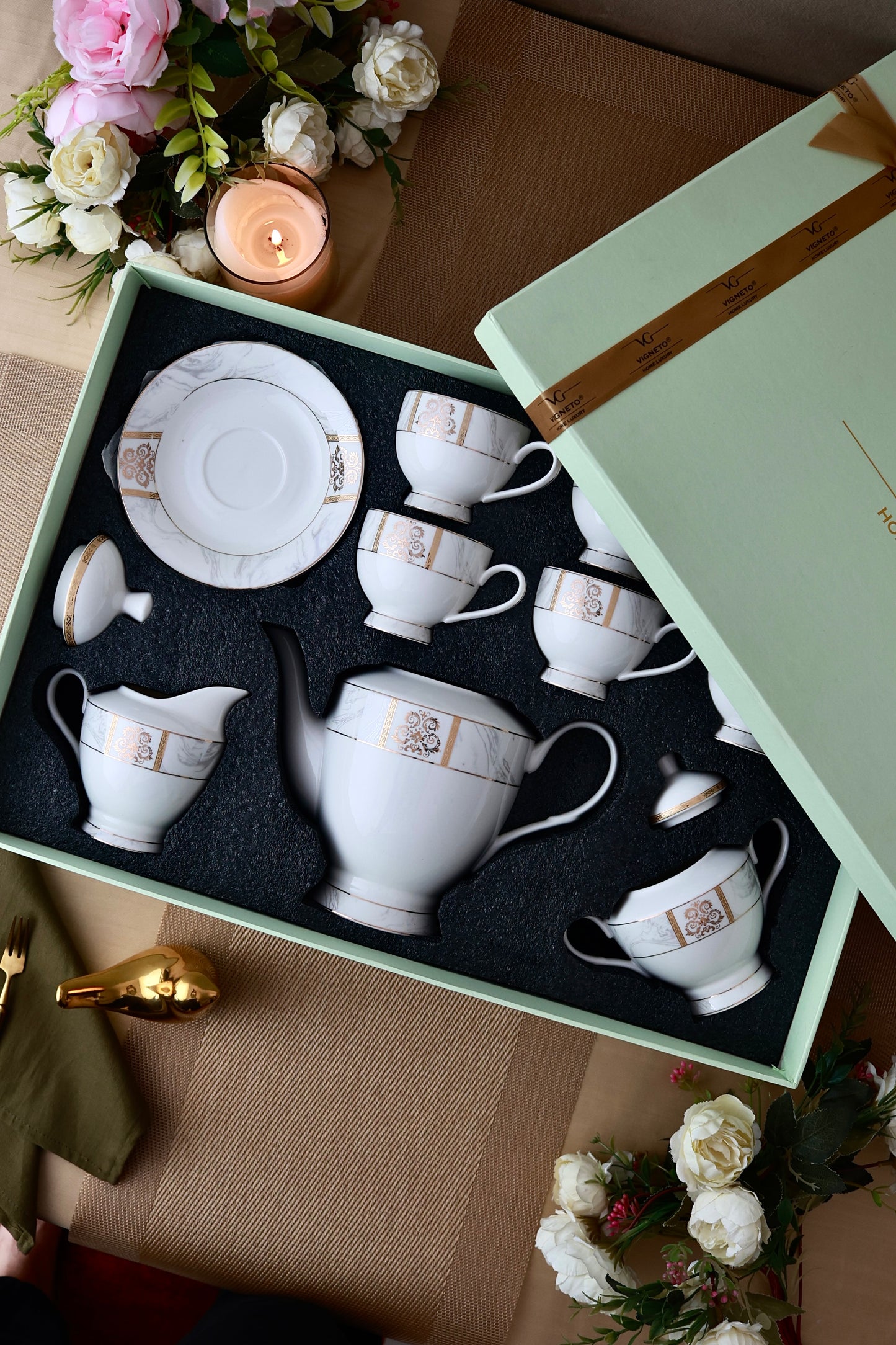 Regency Gold 15 Pcs Tea Set
