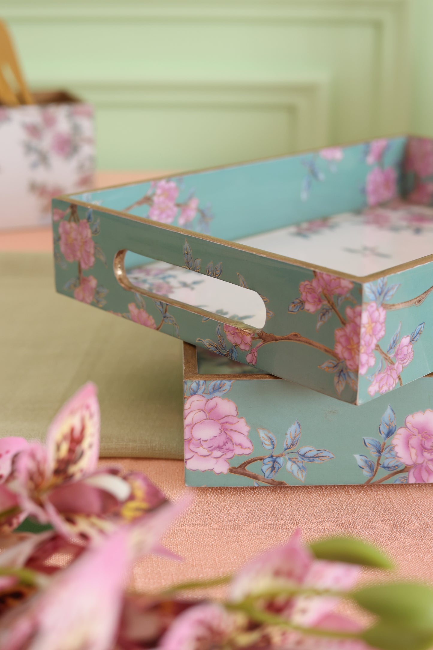 Victorian Green Medium MDF Trays (Set of 2)