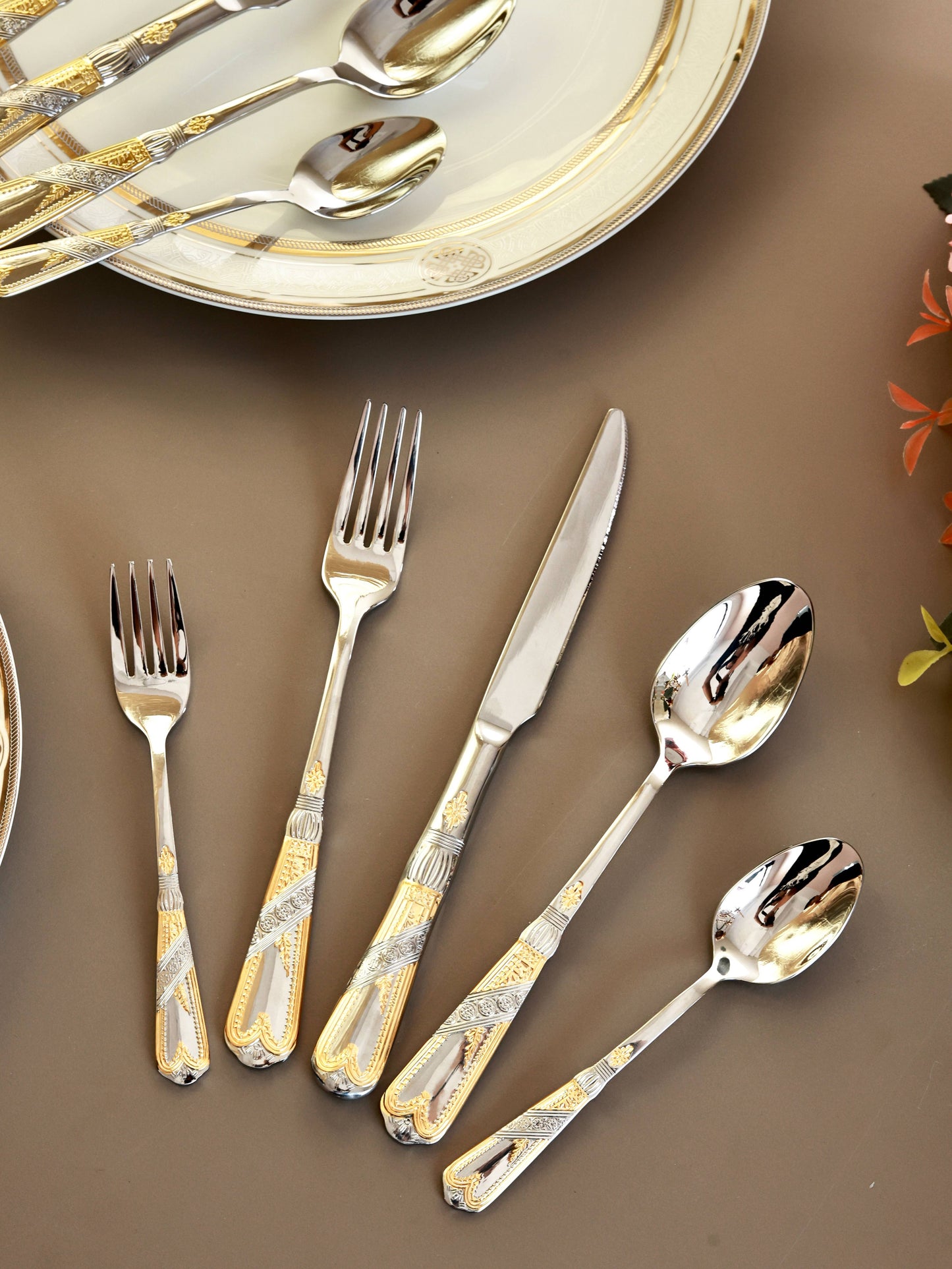 Silver Jewel 65 Pcs Cutlery Set (Palace Collection, 24K Gold Plated)