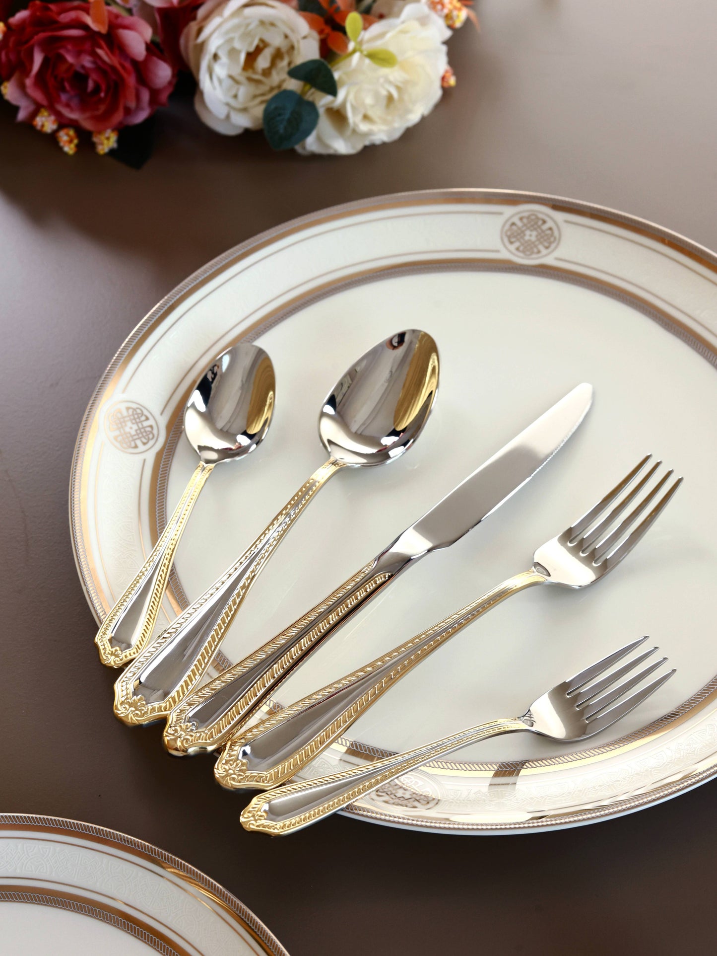 Venetian Gold 65 Pcs Cutlery Set (Palace Collection, 24K Gold Plated)