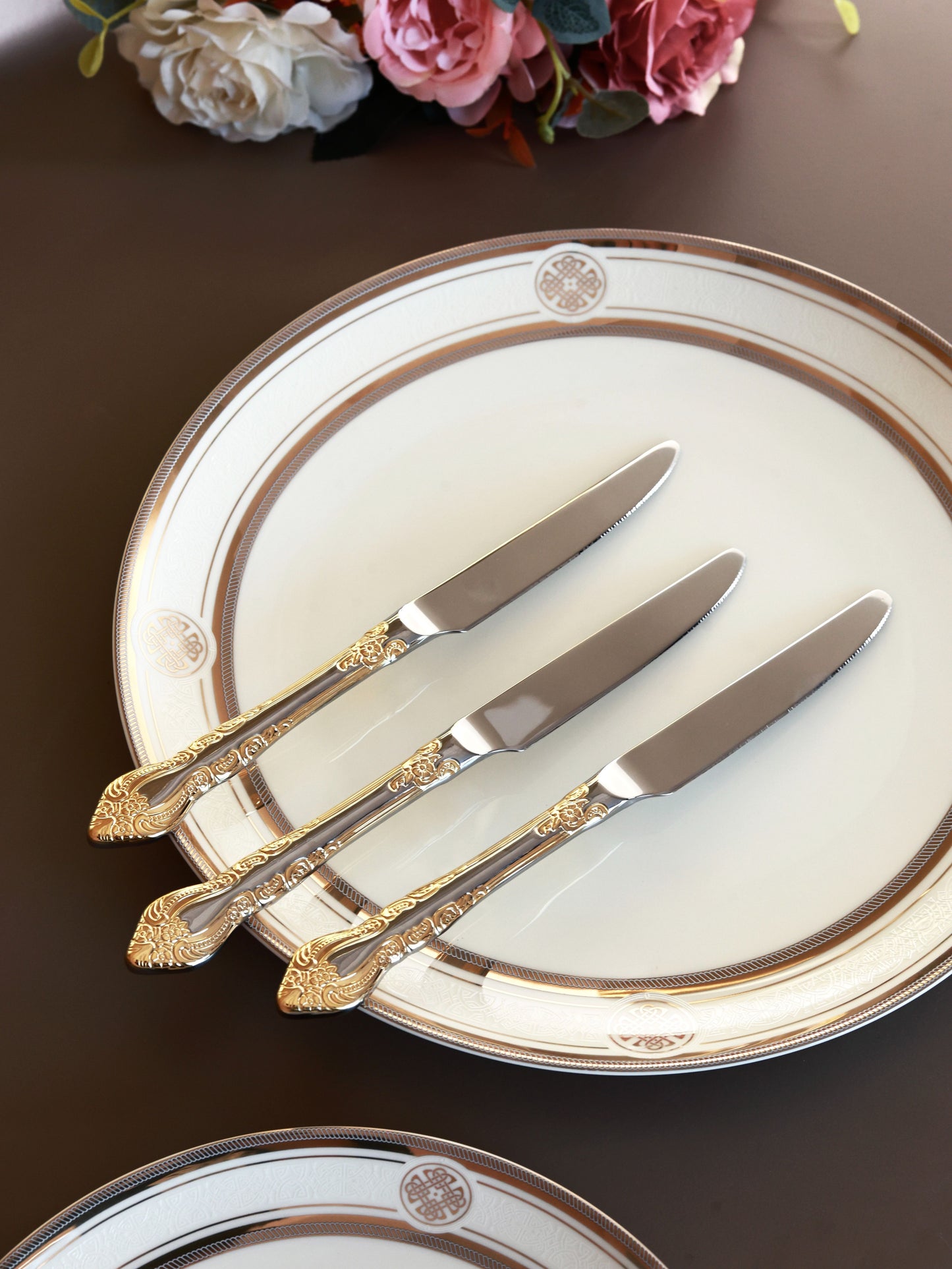 Royal Crest 65 Pcs Cutlery Set (Palace Collection, 24K Gold Plated)