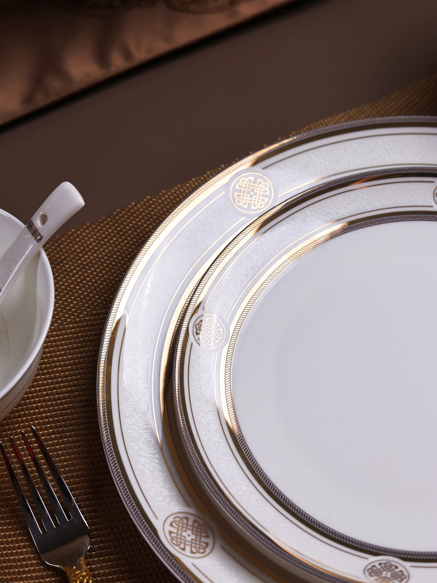 Royal Emblem 60 Pcs Dinner Set