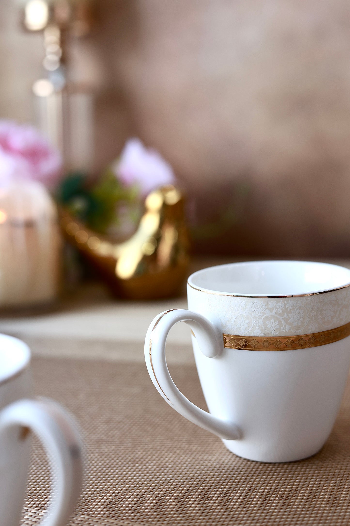 Opaline Gold Mug Set (Capacity 170 ML, Set of 6) - Vigneto