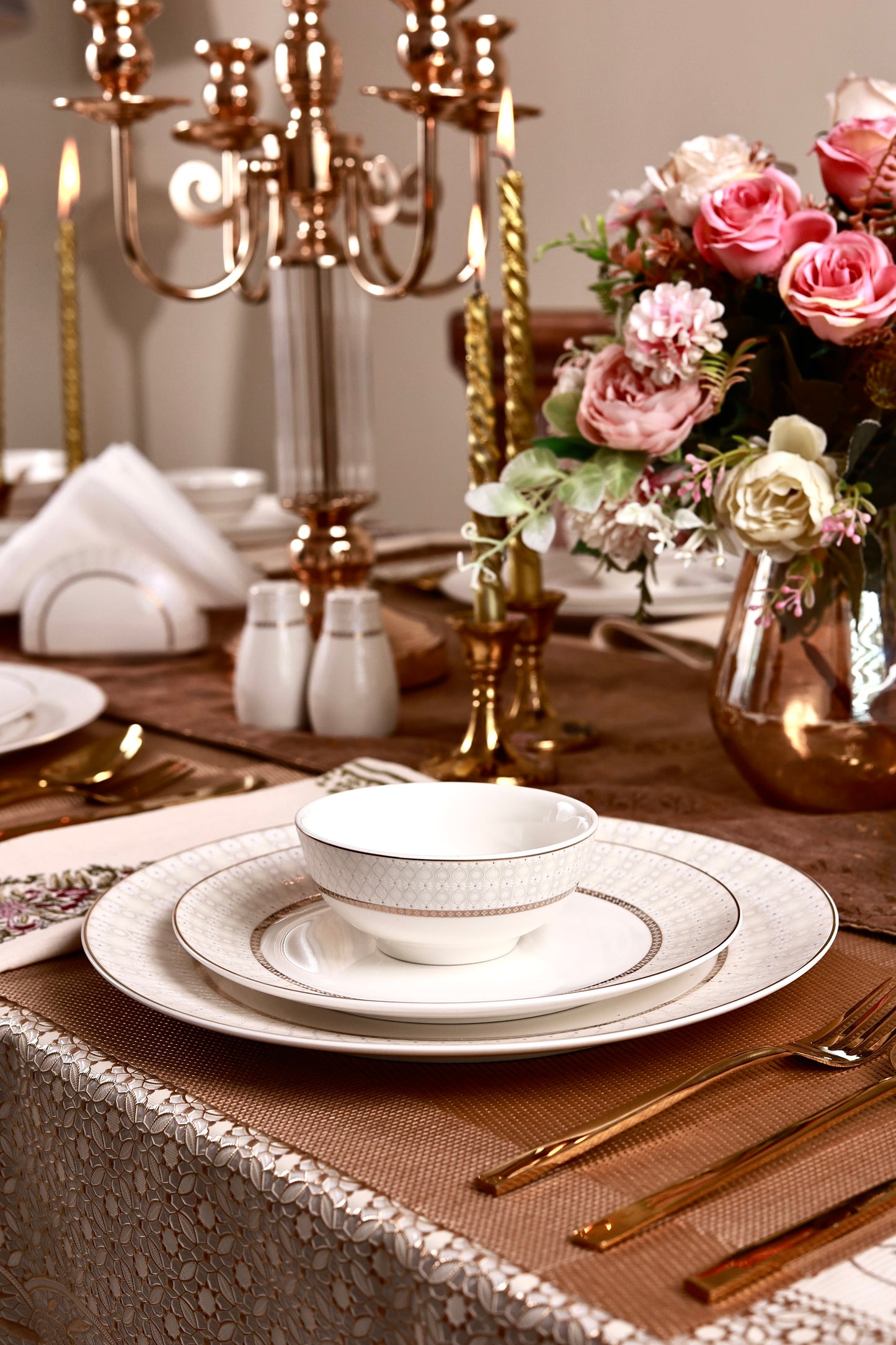 Windsor Gold 52 Pcs Dinner Set