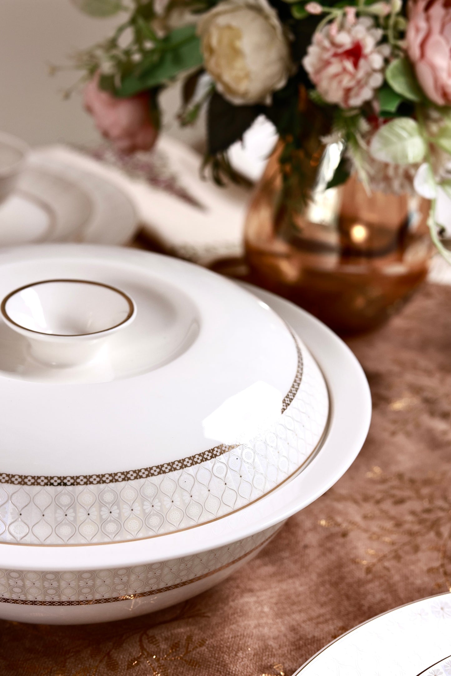 Windsor Gold 52 Pcs Dinner Set