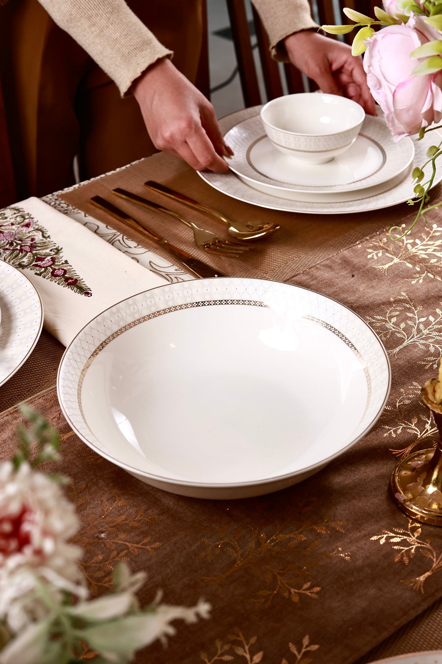 Windsor Gold 52 Pcs Dinner Set