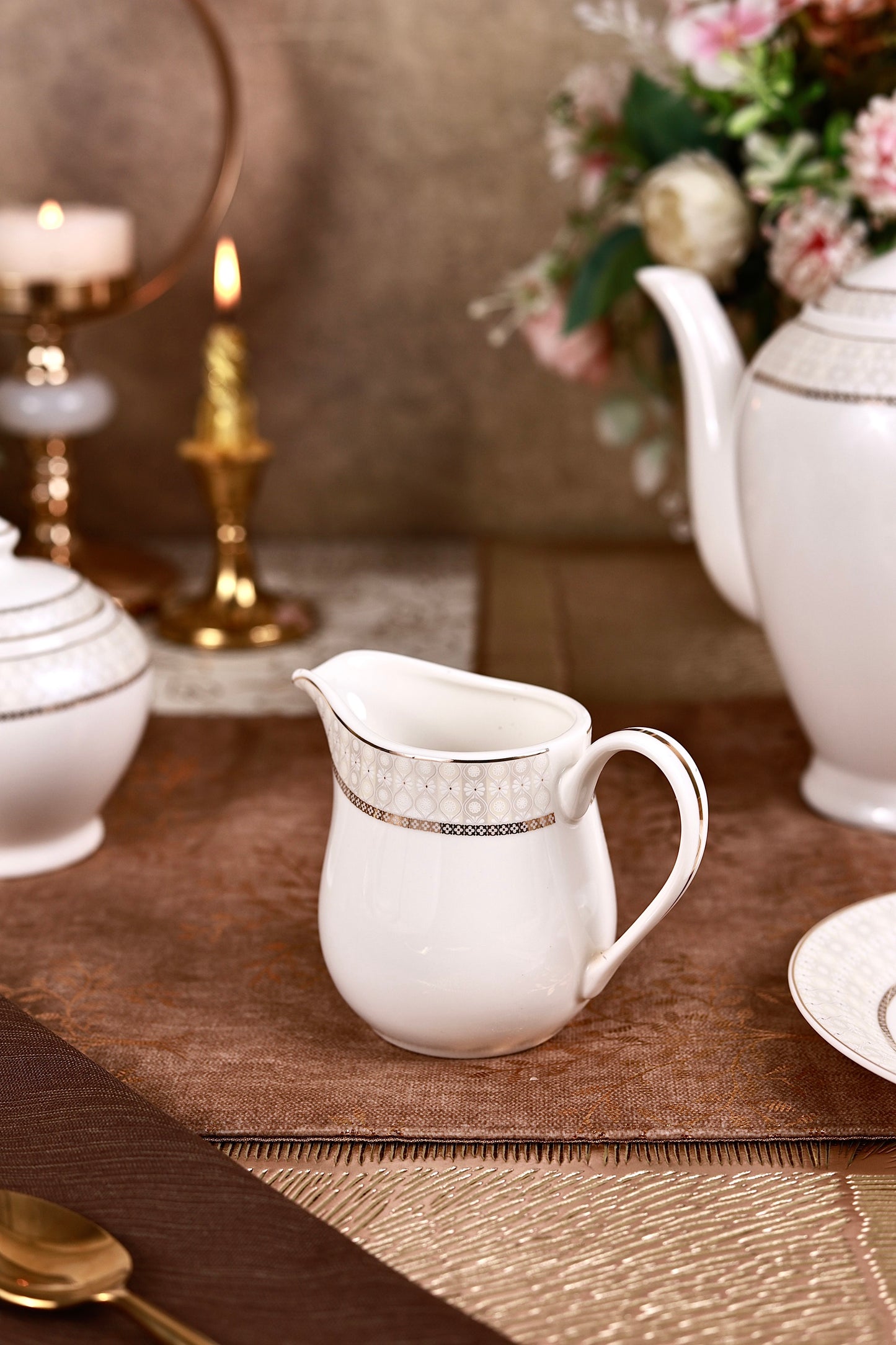 Windsor Gold 15 Pcs Tea Set
