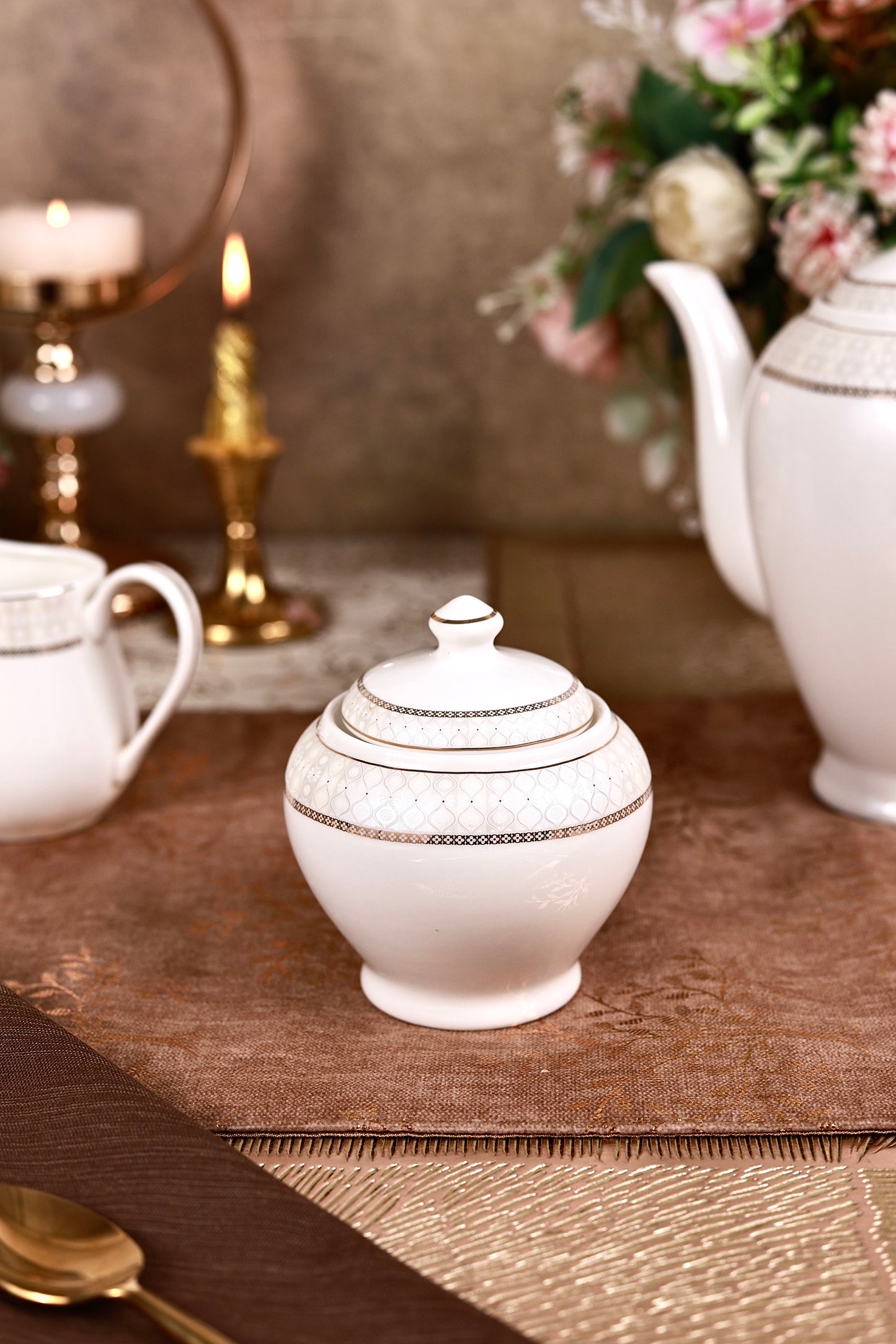 Windsor Gold 15 Pcs Tea Set