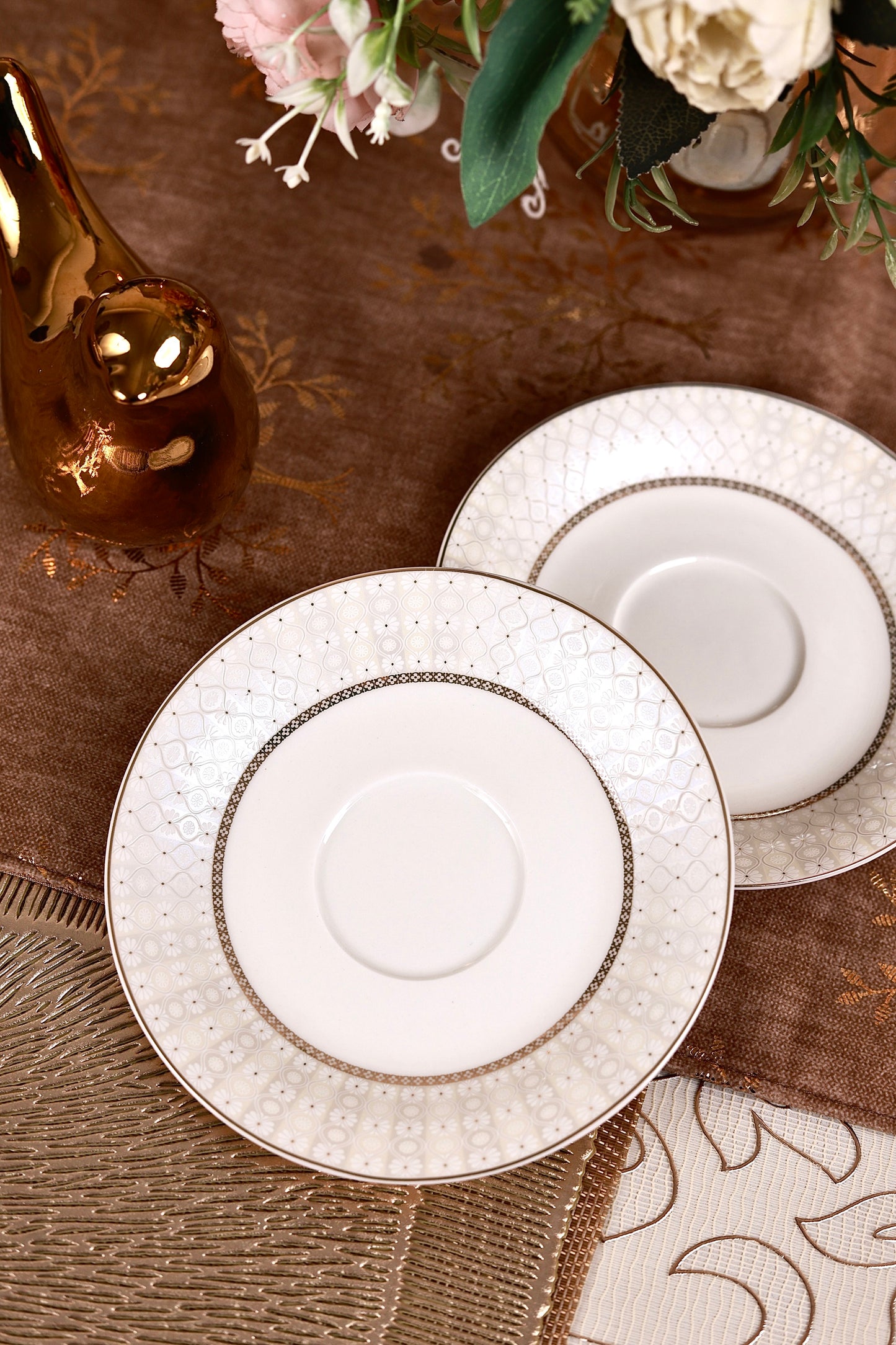 Windsor Gold 15 Pcs Tea Set