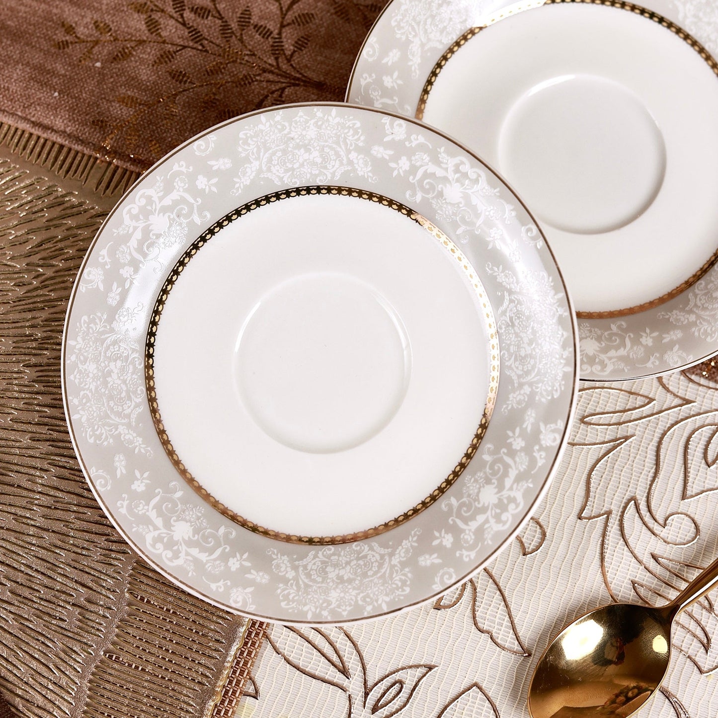 Fleur in Grey Cup and Saucer Set (6 Cups and 6 Saucers) - Vigneto