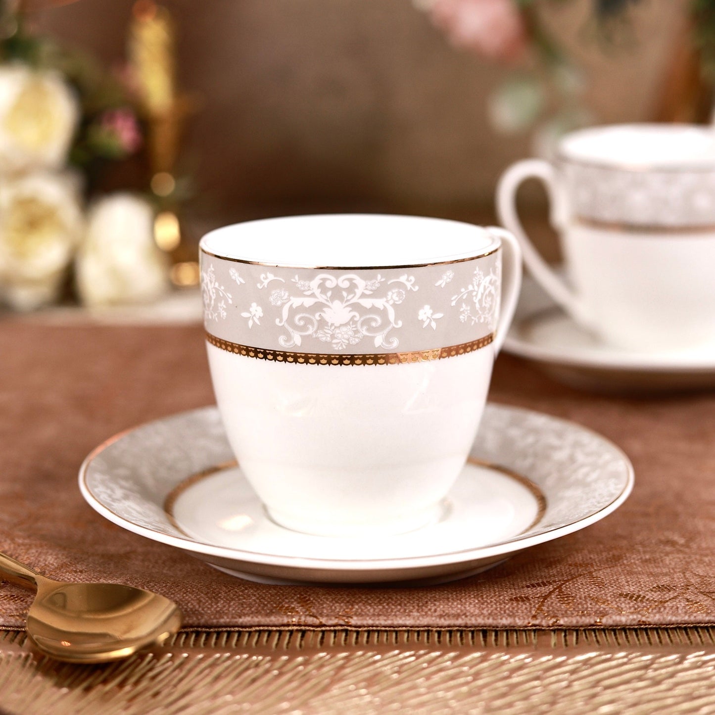 Fleur in Grey Cup and Saucer Set (6 Cups and 6 Saucers) - Vigneto