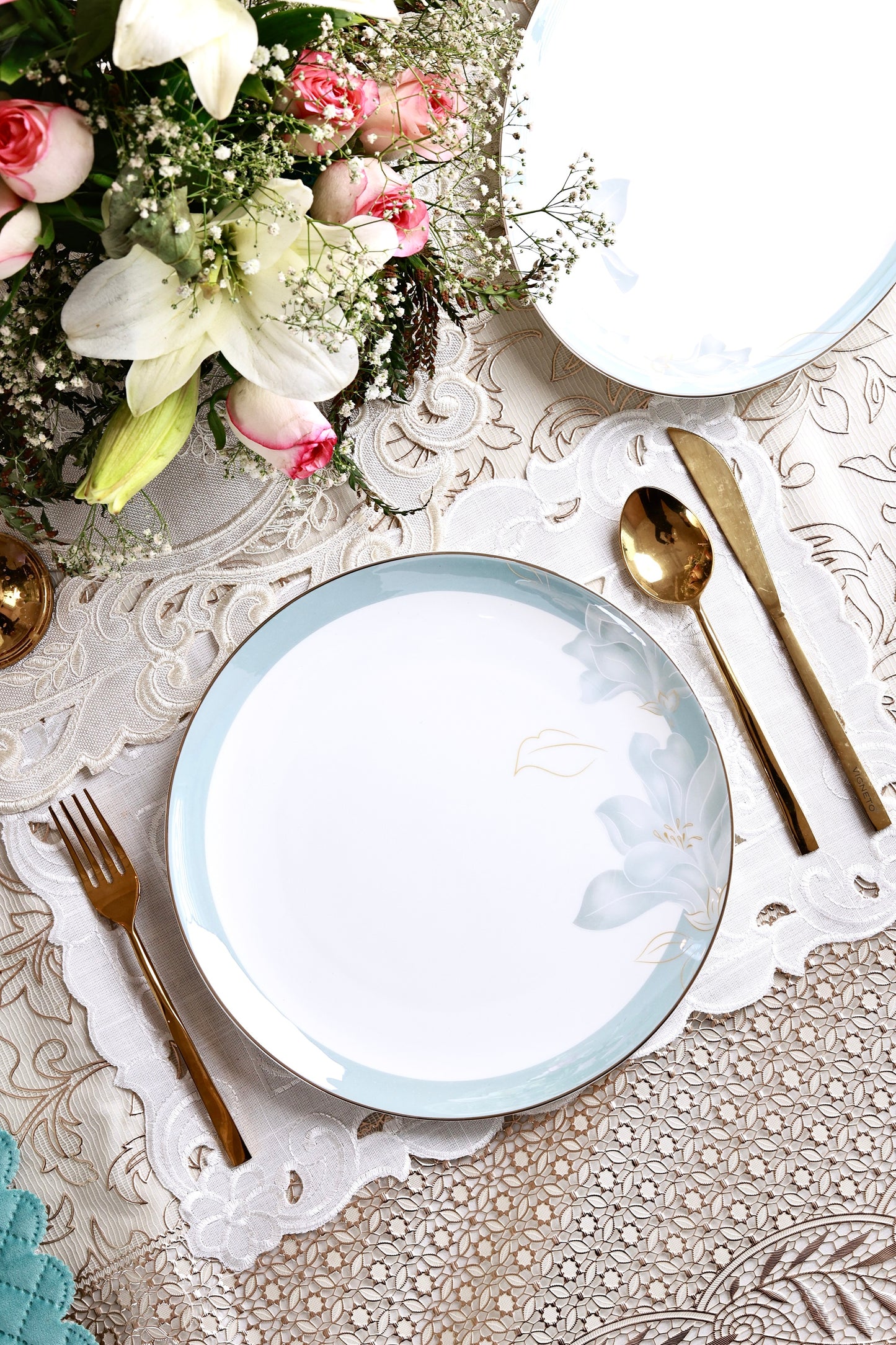 La Pacifique 52 Pcs Dinner Set