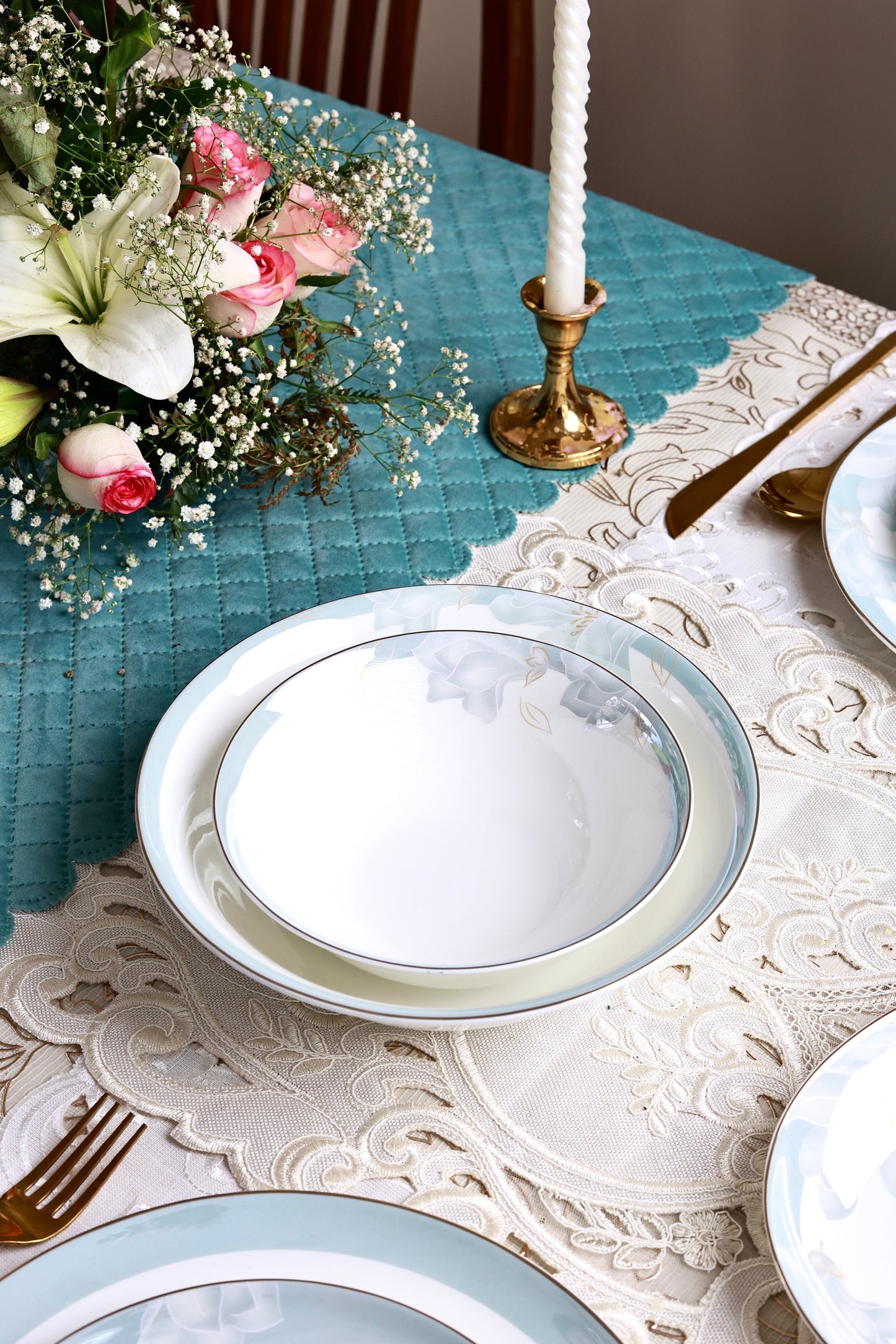 La Pacifique 52 Pcs Dinner Set