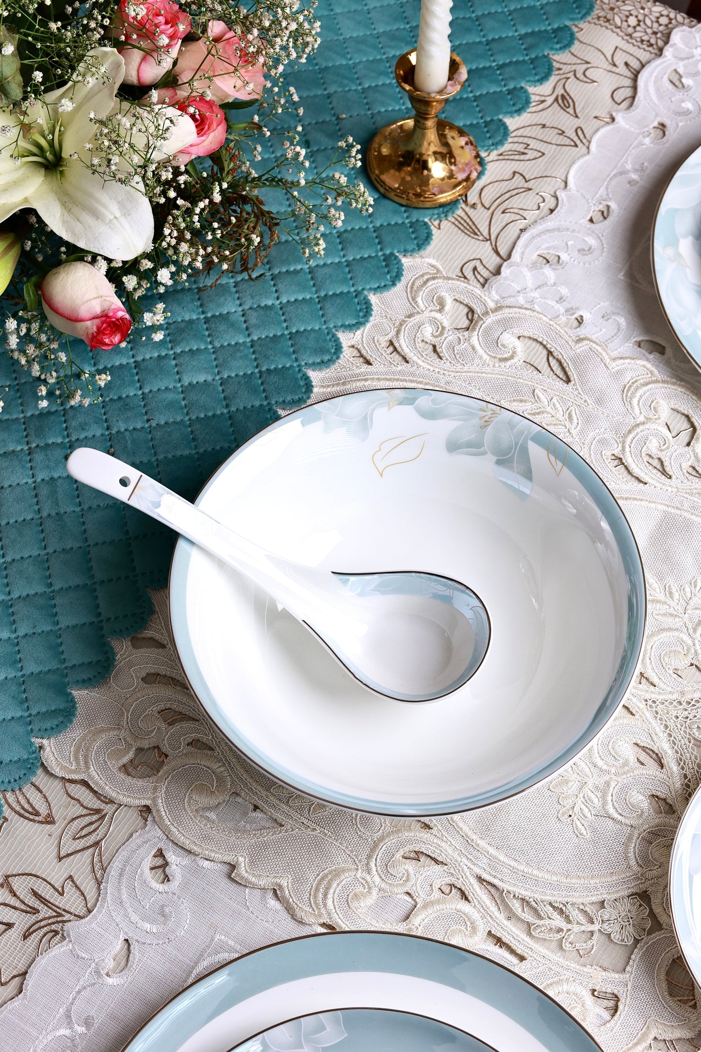 La Pacifique 52 Pcs Dinner Set