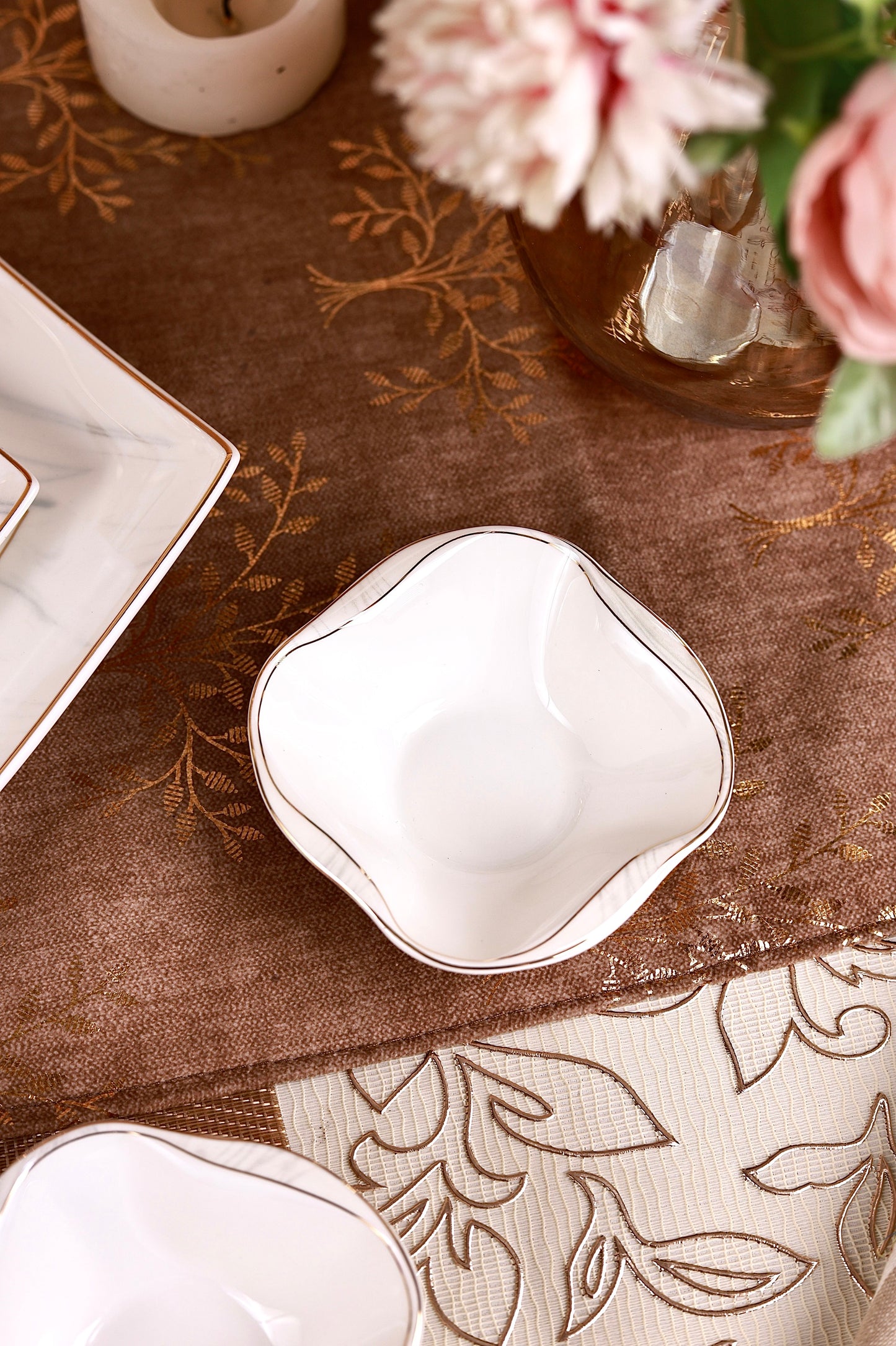 Regency Gold 10 Pcs Snack Set (2 Serving Plates, 6 Quarter Plates, 2 Dip Bowls)
