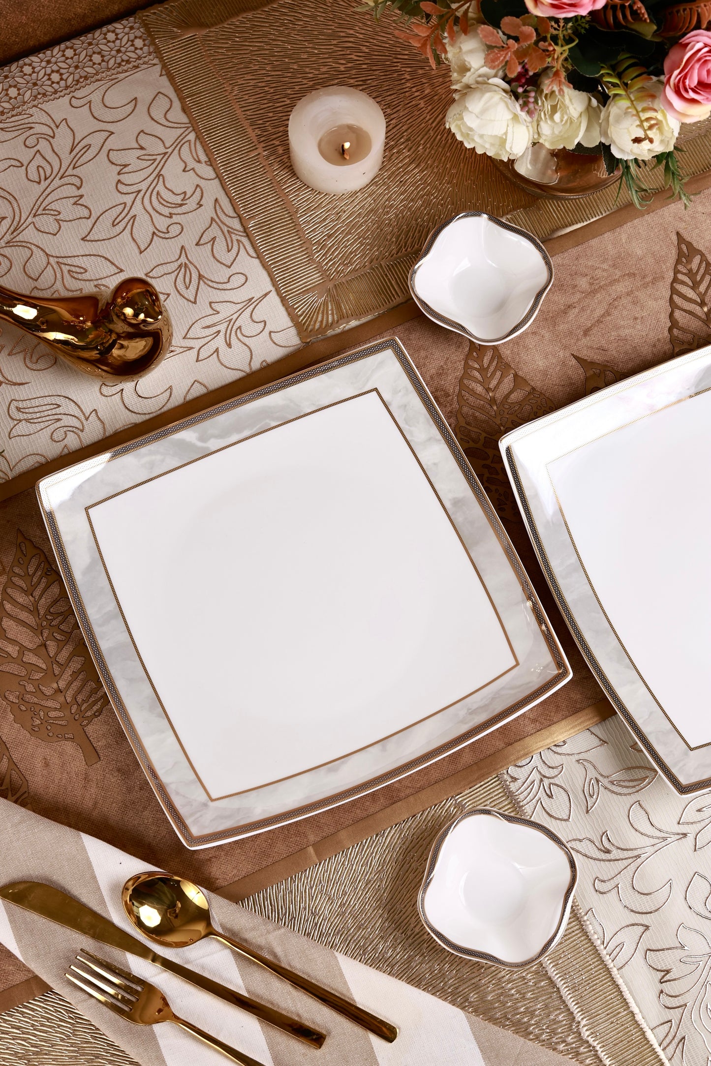Oyster Pearl 10 Pcs Snack Set (2 Serving Plates, 6 Quarter Plates, 2 Dip Bowls)