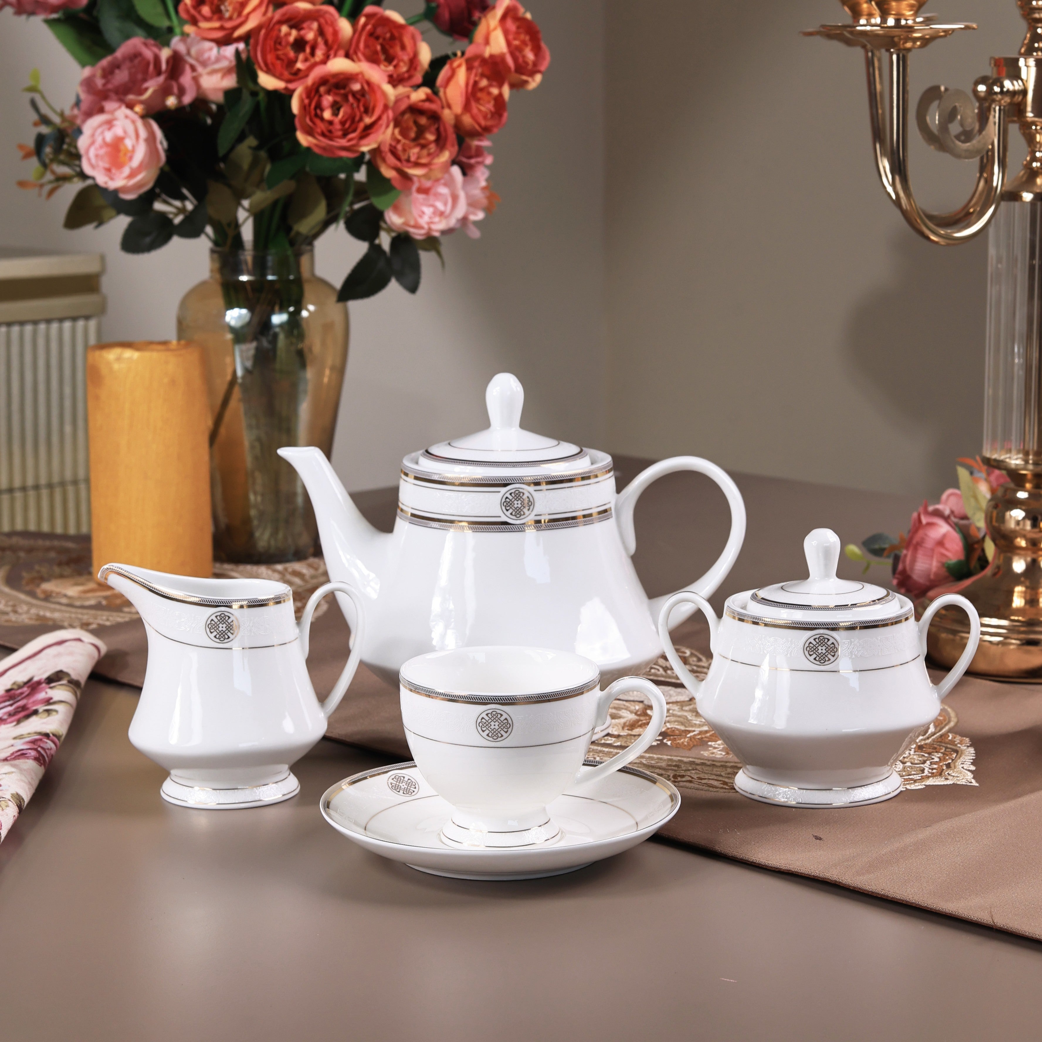 Royal Emblem 15 Pcs Tea Set – Vigneto