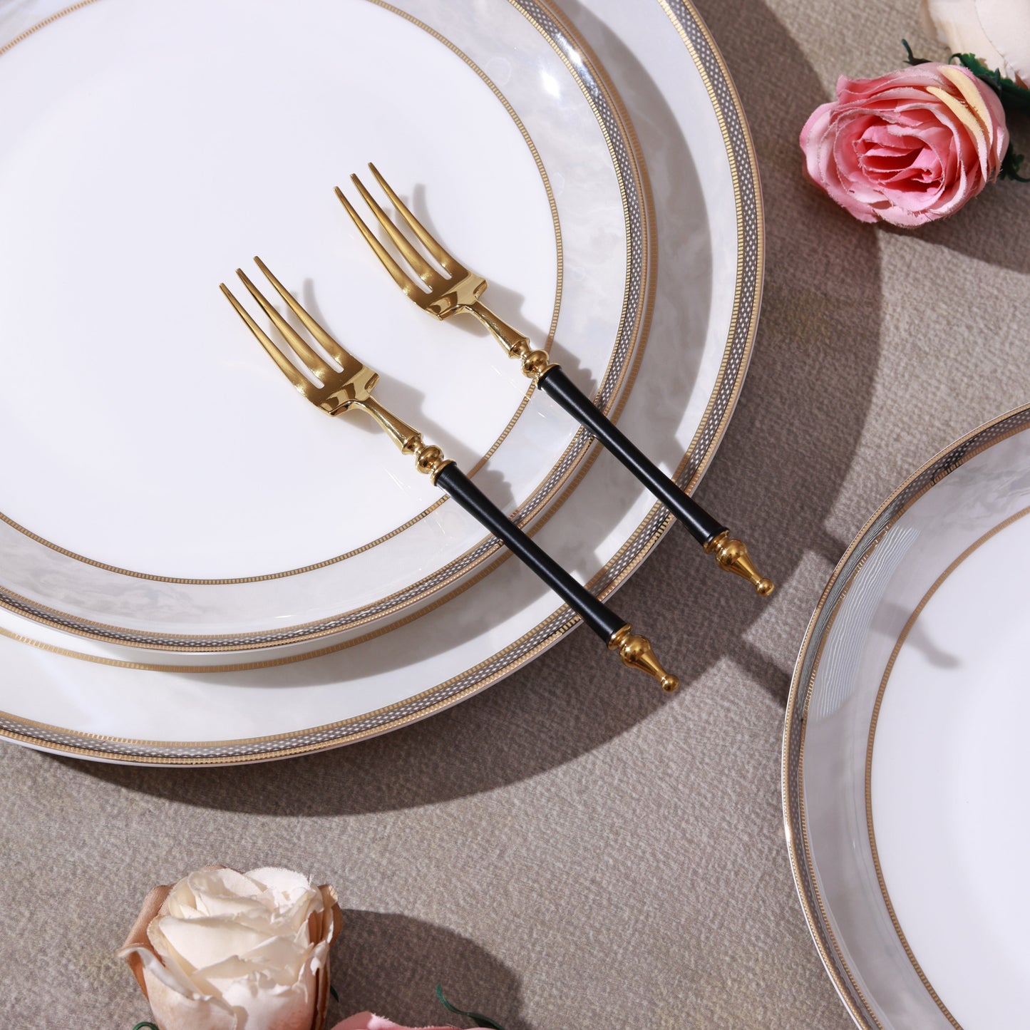 Grecian Black Small Fork (Shine Gold Finish, Set of 6)