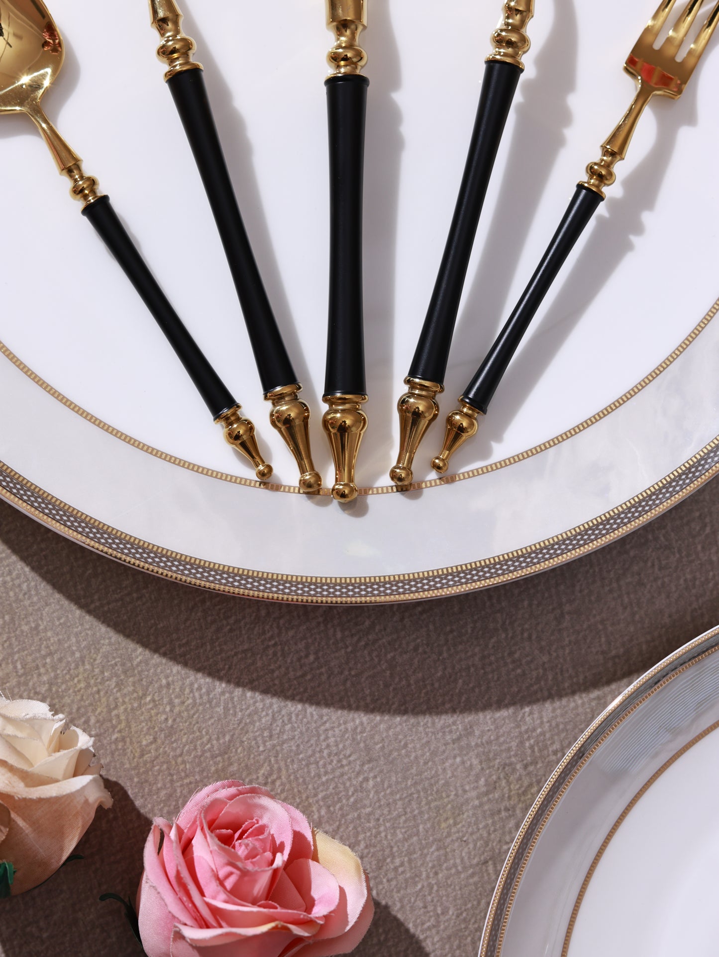 Grecian Black Table Spoon (Shine Gold Finish, Set of 6)
