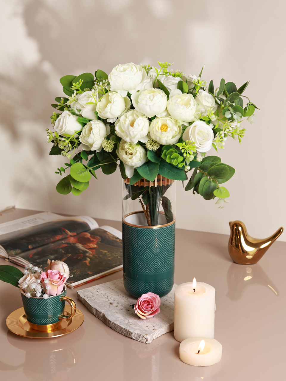 Verde Flower Vase (Metal Collection, 24K Gold)