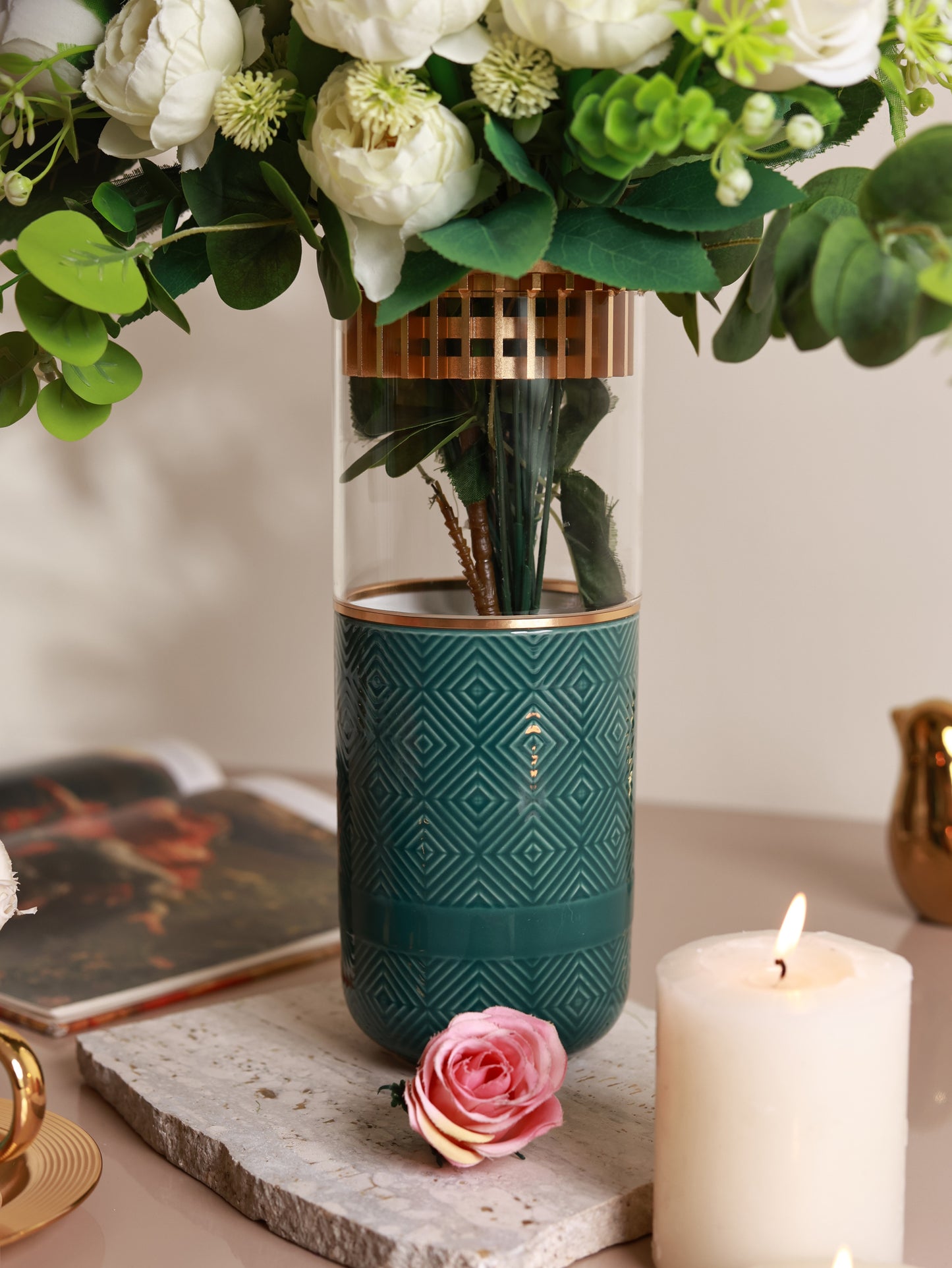 Verde Flower Vase (Metal Collection, 24K Gold)