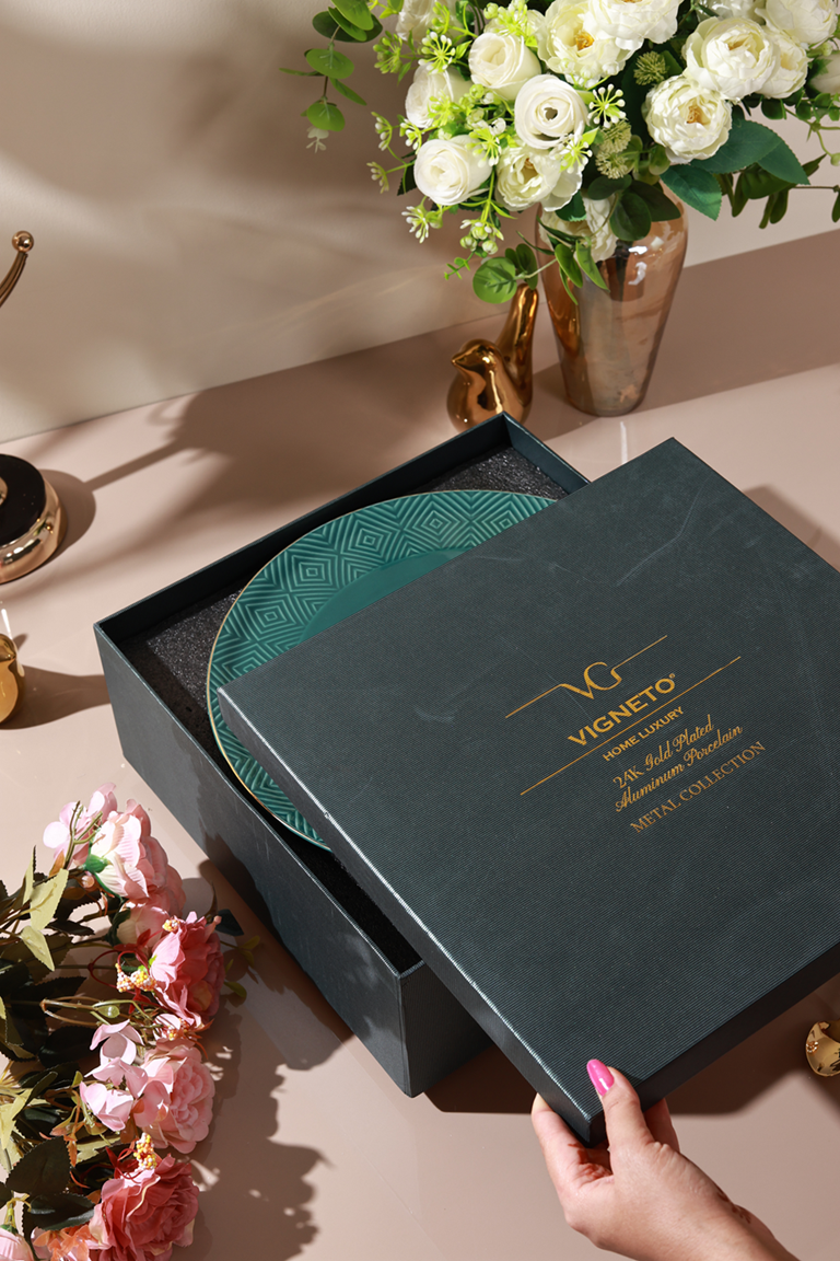 Verde Cake Stand (Metal Collection, 24K Gold)