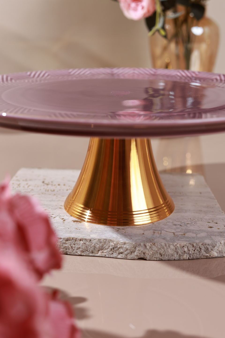 Mauve Cake Stand (Metal Collection, 24K Gold)