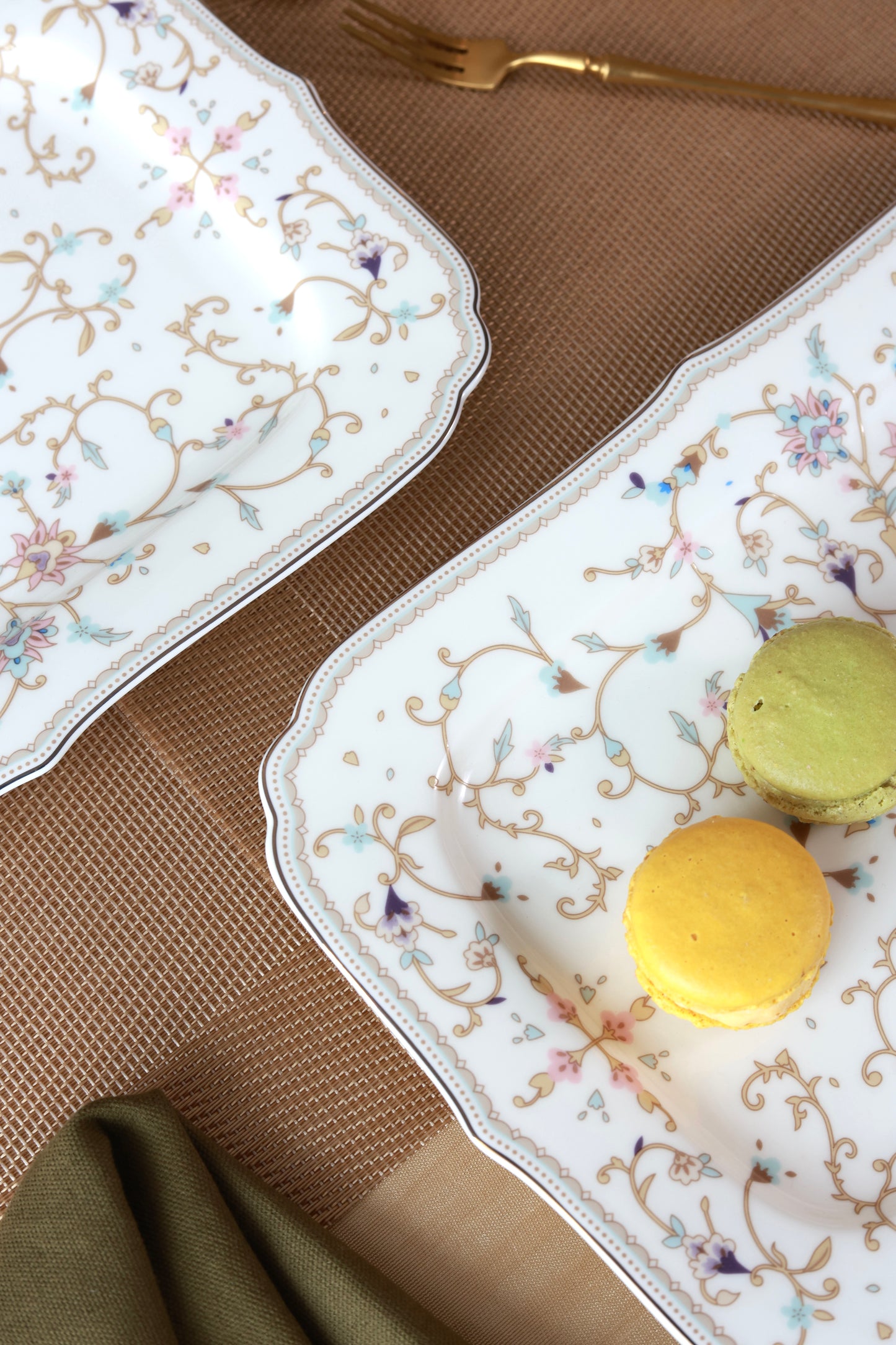 White Pattern Snack Platter (Set of 2)